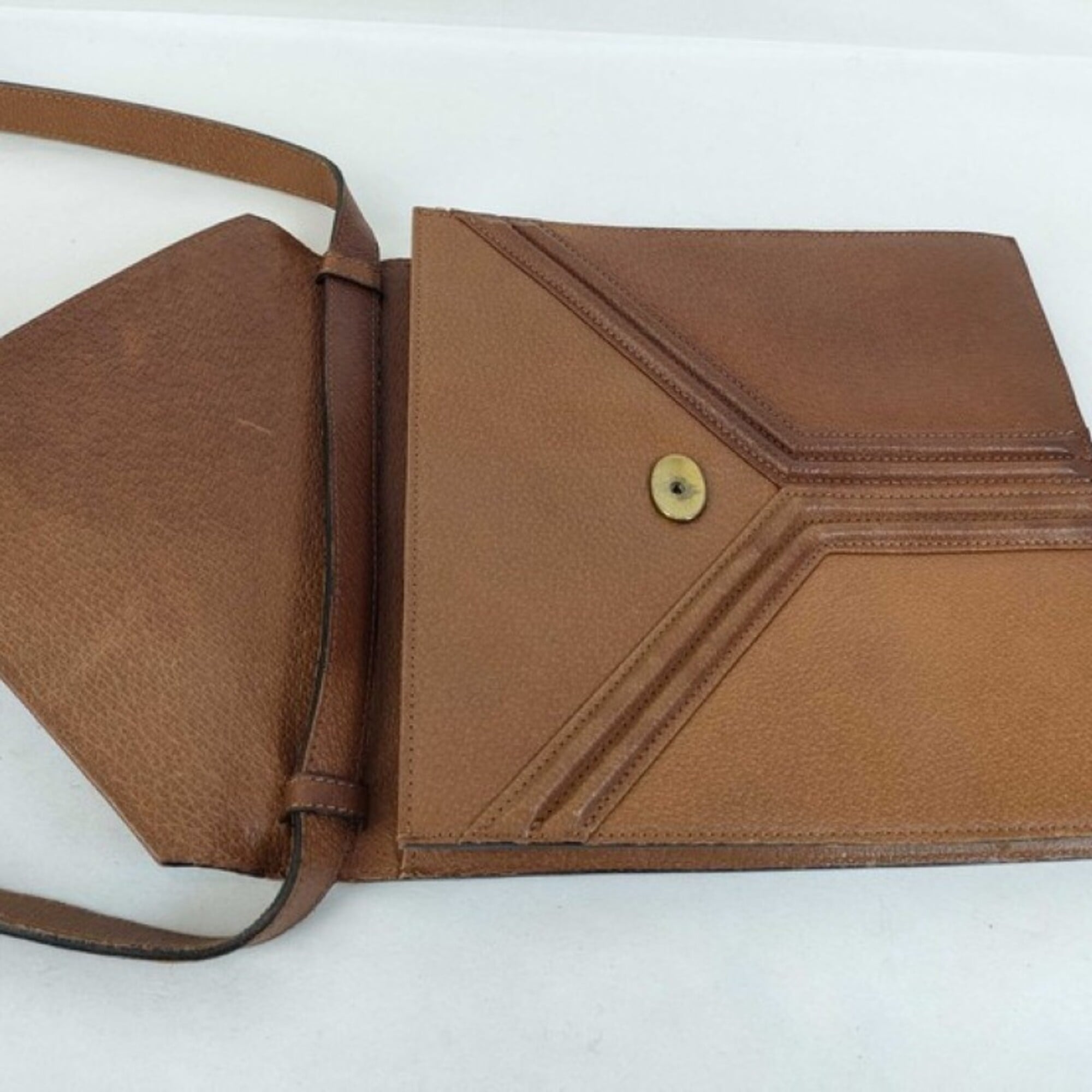 Yves Saint Laurent Brown Leather Shoulder Bag (Pre-Owned)
