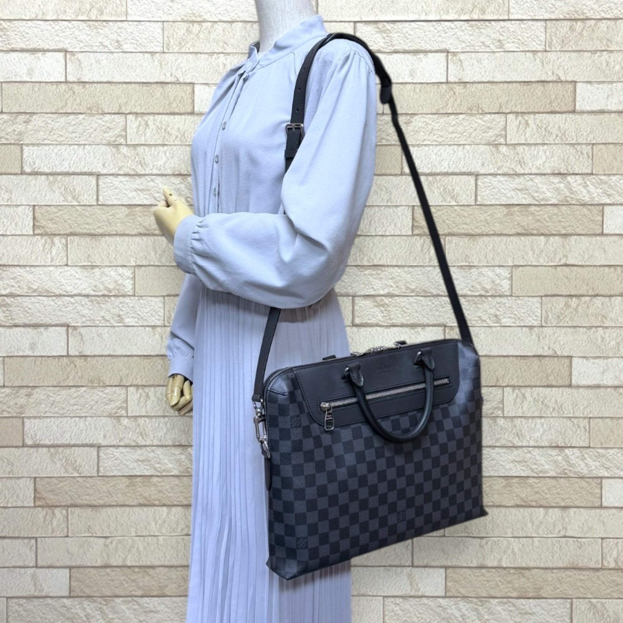 Louis Vuitton Black Gray Damier Graphite Briefcase (Pre-Owned)