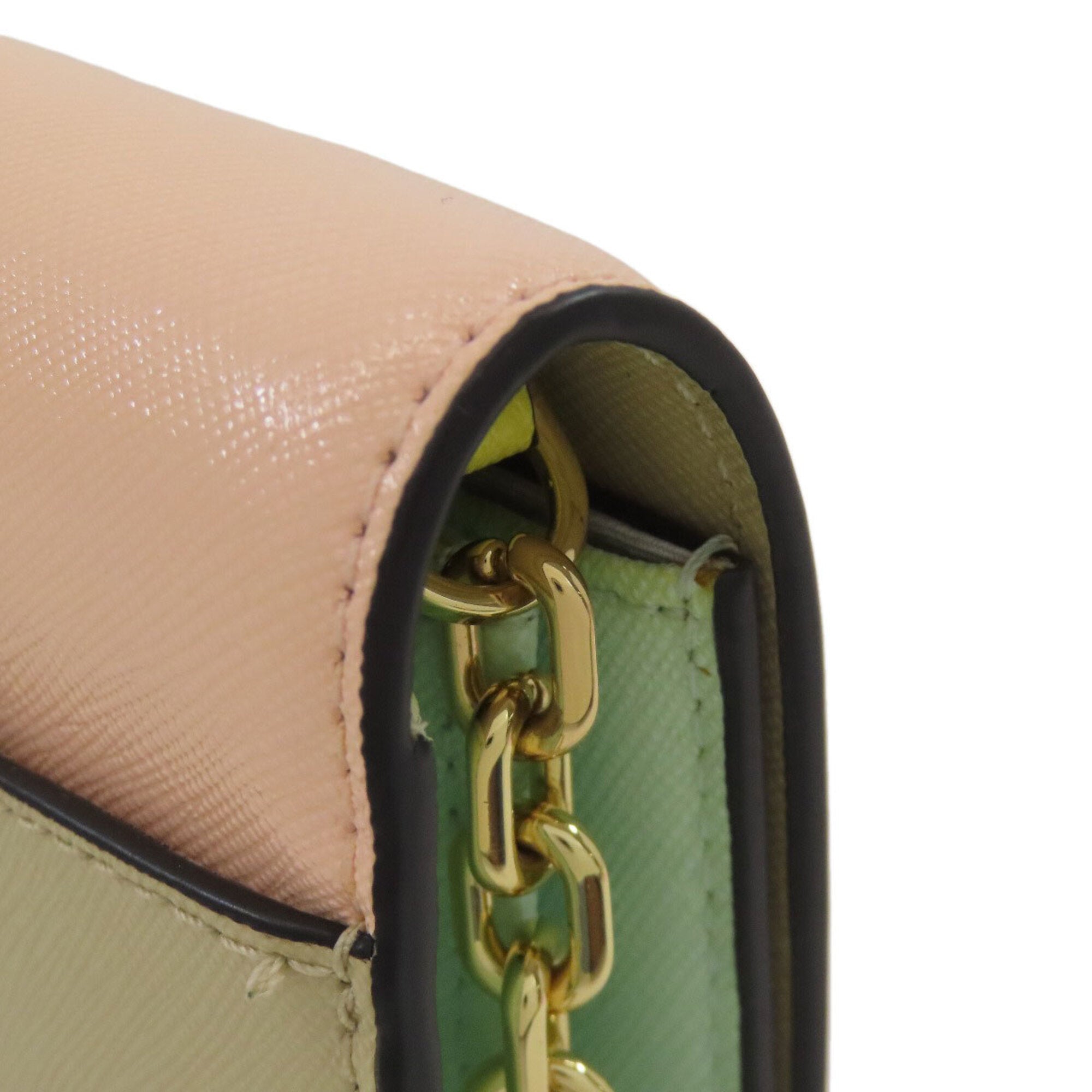Marc Jacobs Beige Pink Leather Chain/Shoulder Wallet (Pre-Owned)