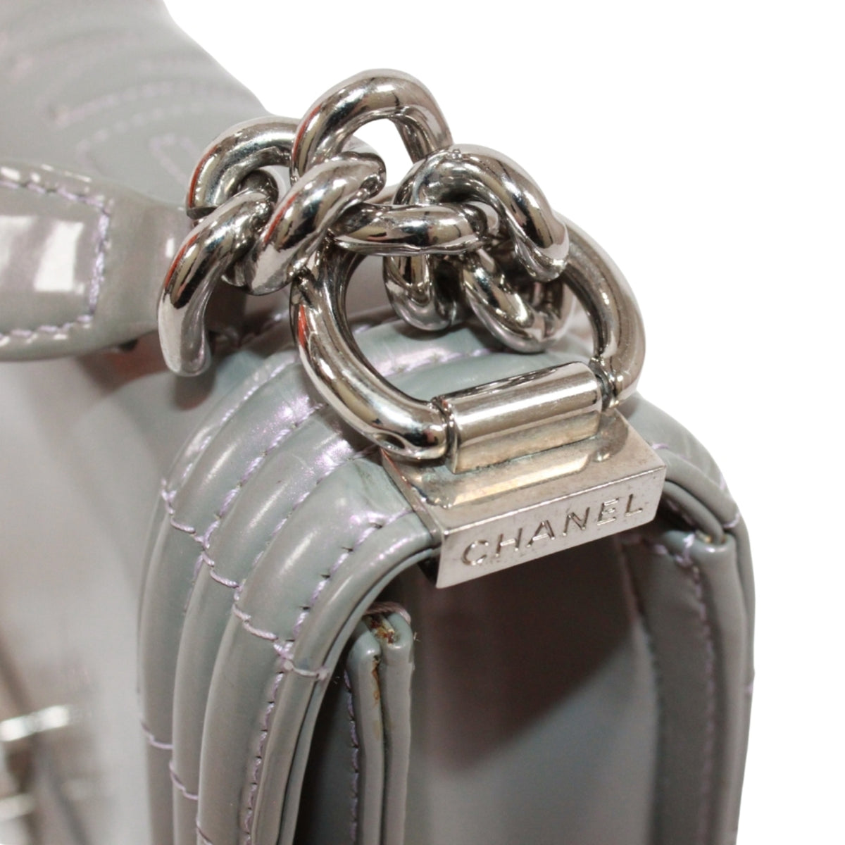 Chanel Metallic Gray Patent Leather Shoulder Bag (Pre-Owned)