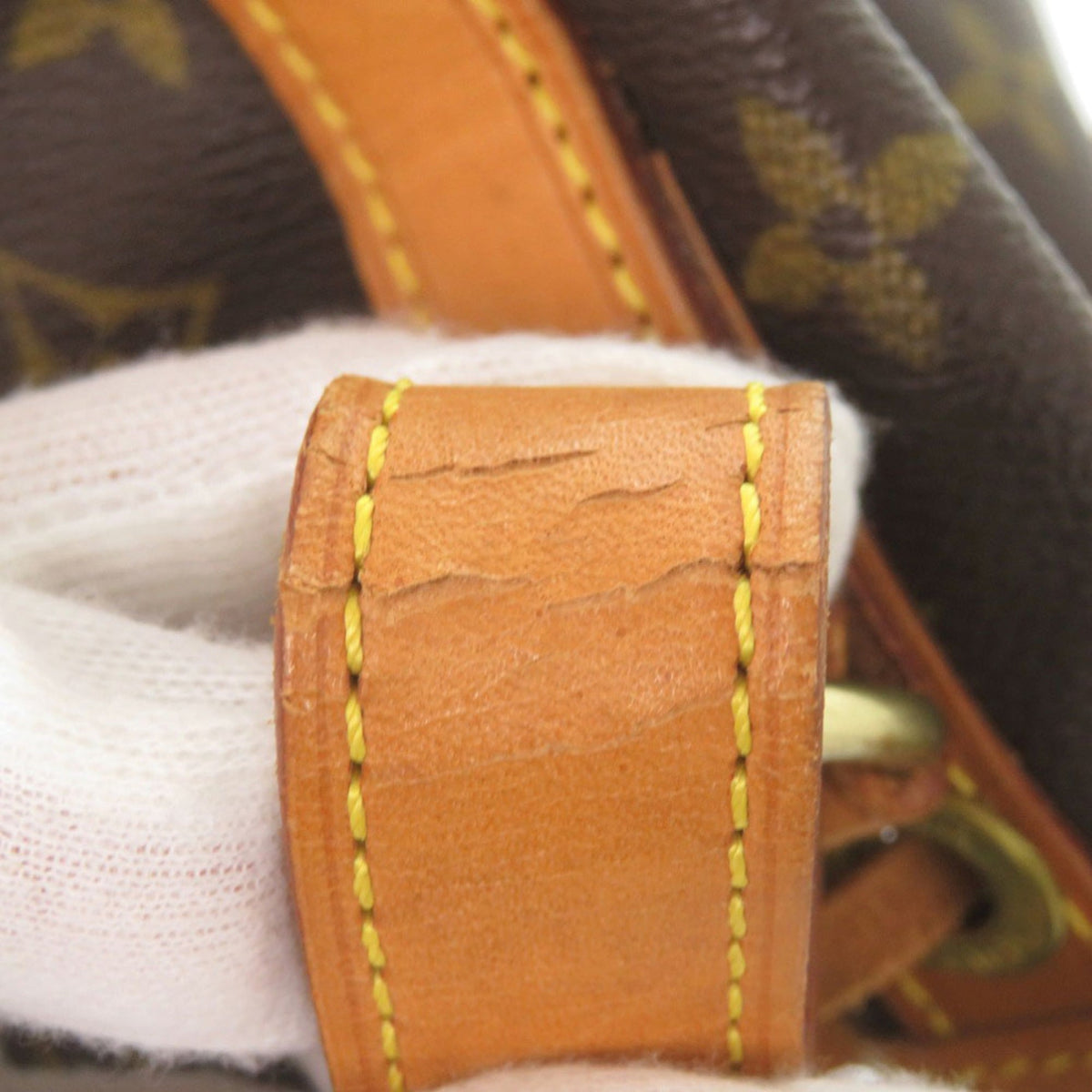 Louis Vuitton Brown Monogram Monogram Shoulder Bag (Pre-Owned)