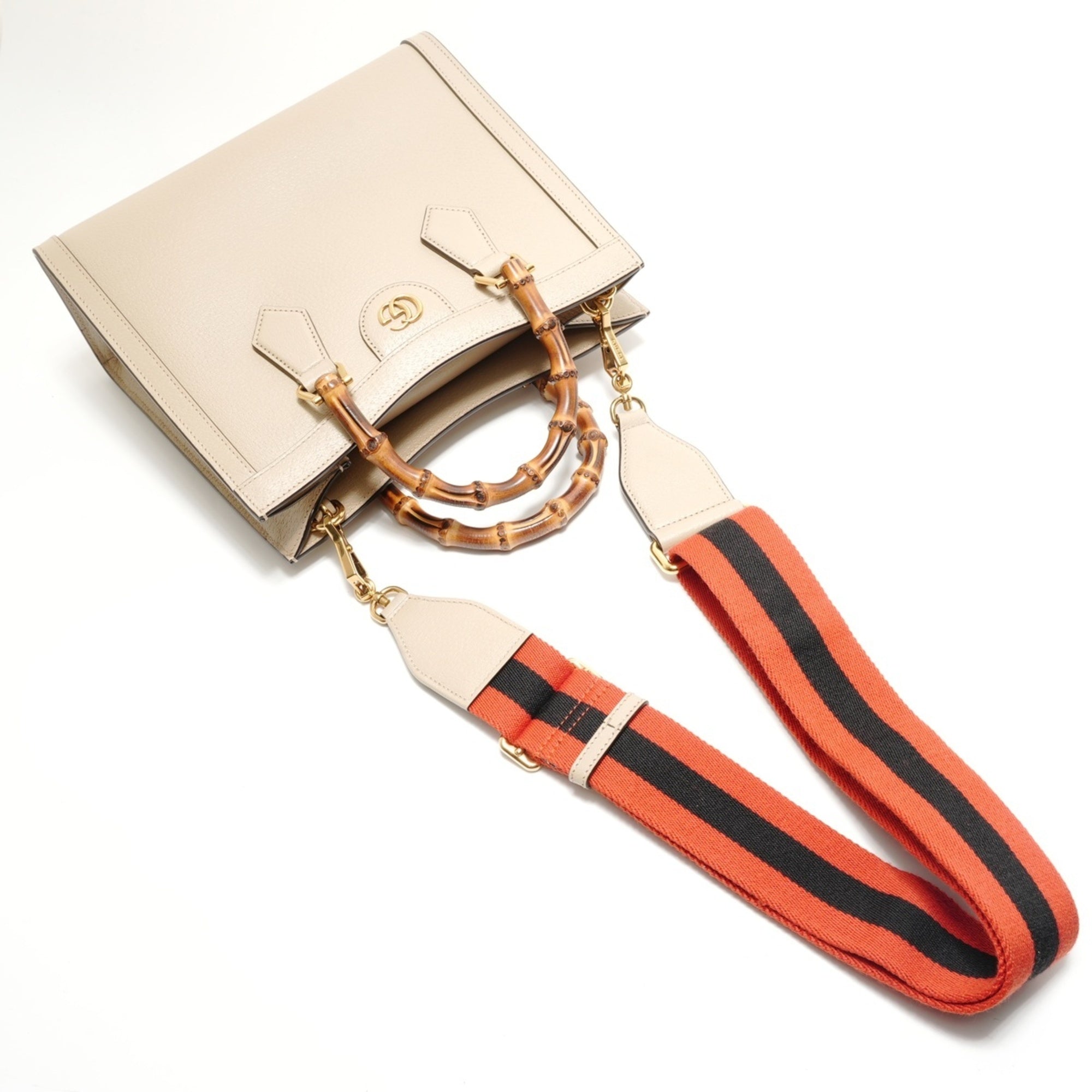 Gucci Beige Bamboo Handbag (Pre-Owned)