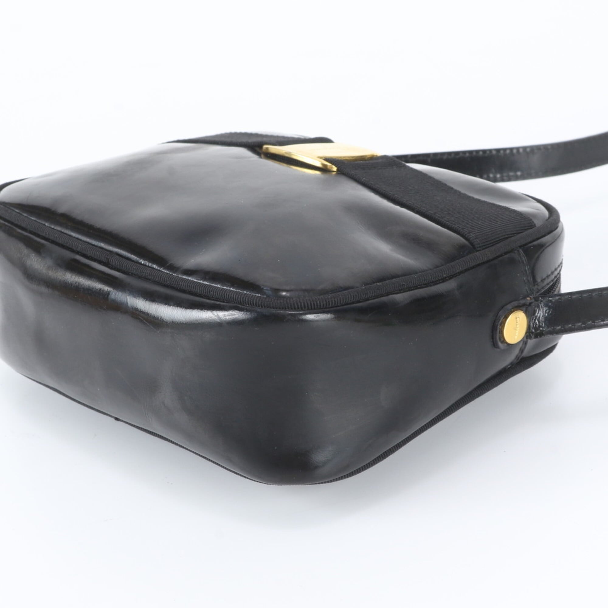 Salvatore Ferragamo Black Leather Crossbody Bag Shoulder Bag (Pre-Owned)