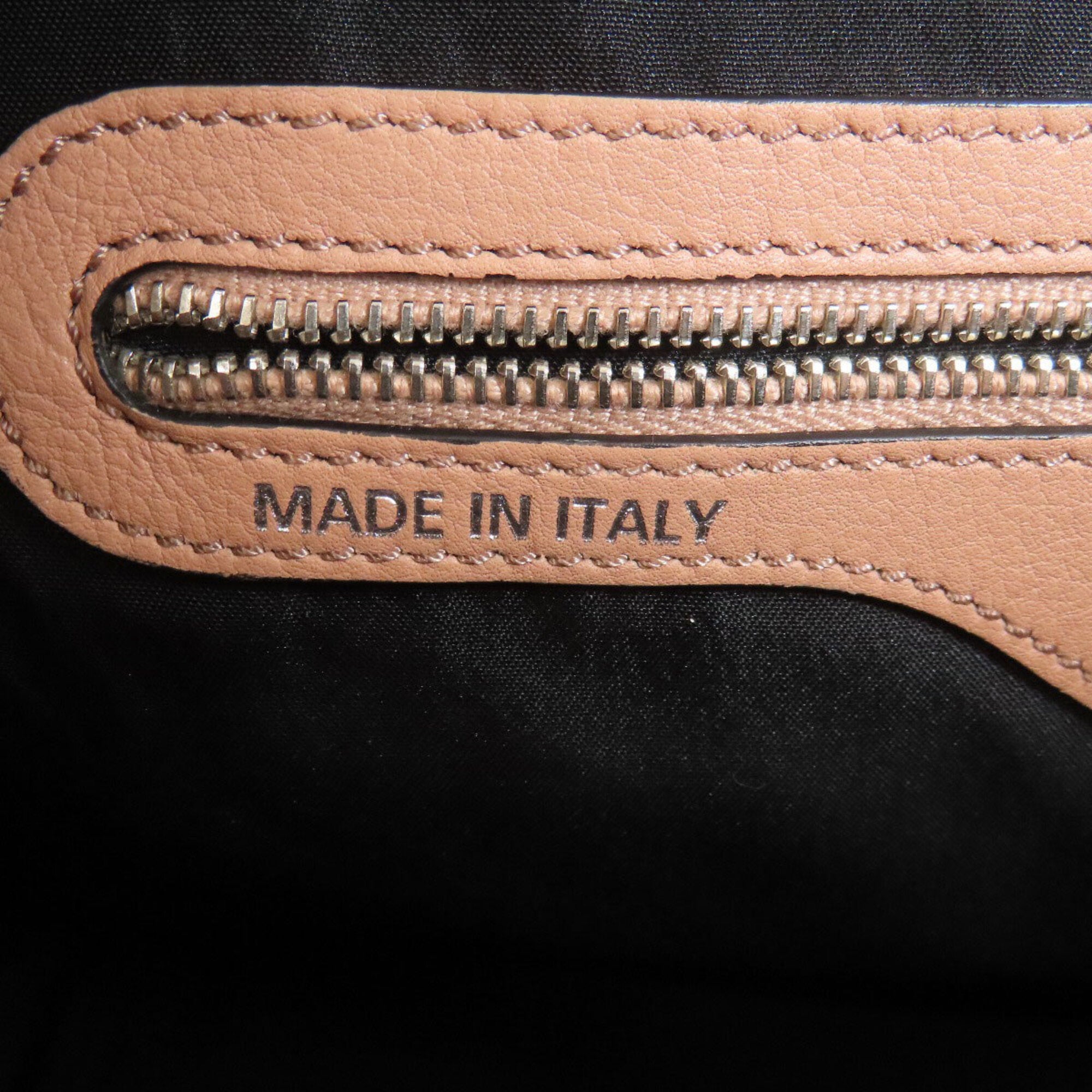 Tod's Pink Leather Handbag (Pre-Owned)