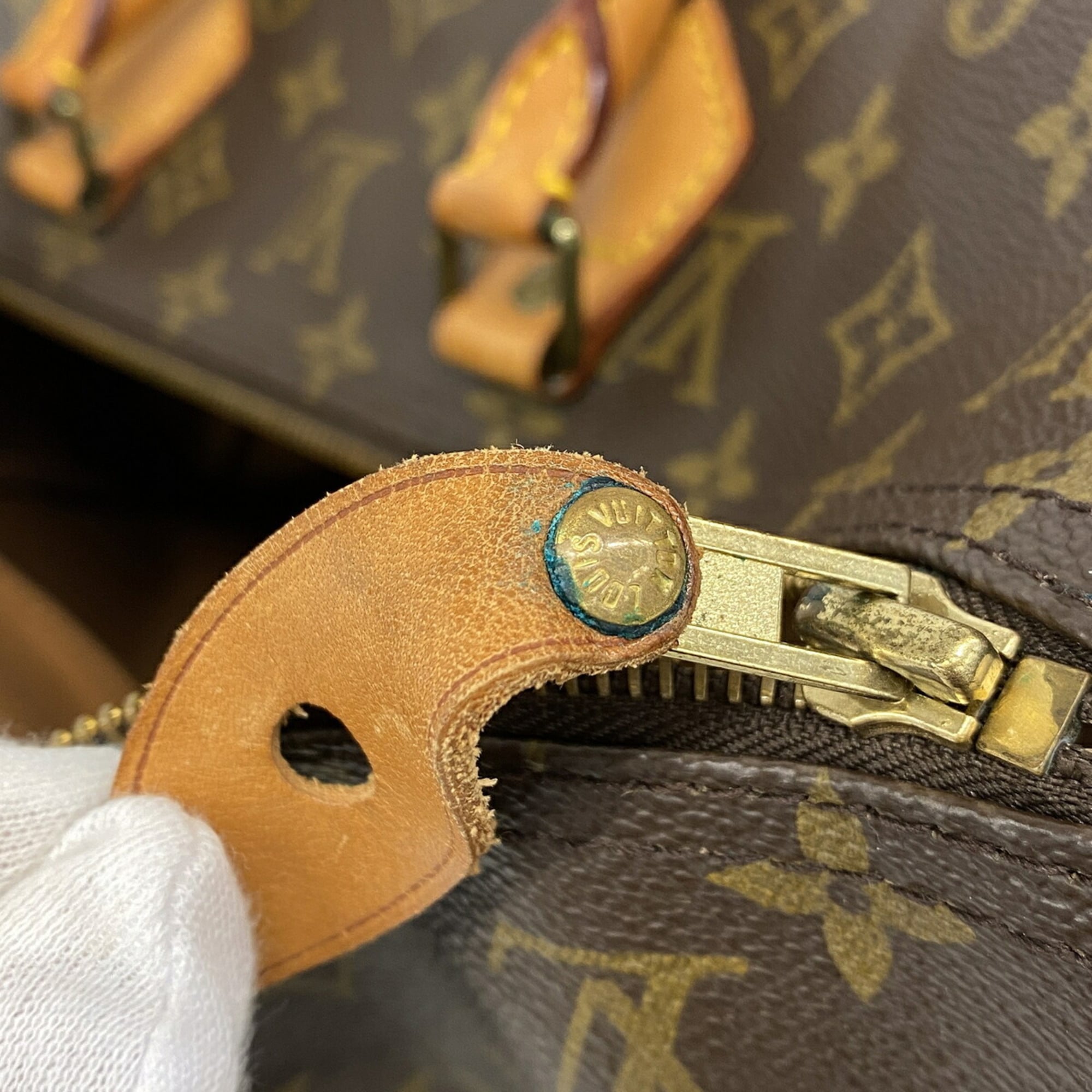Louis Vuitton Brown Handbag (Pre-Owned)