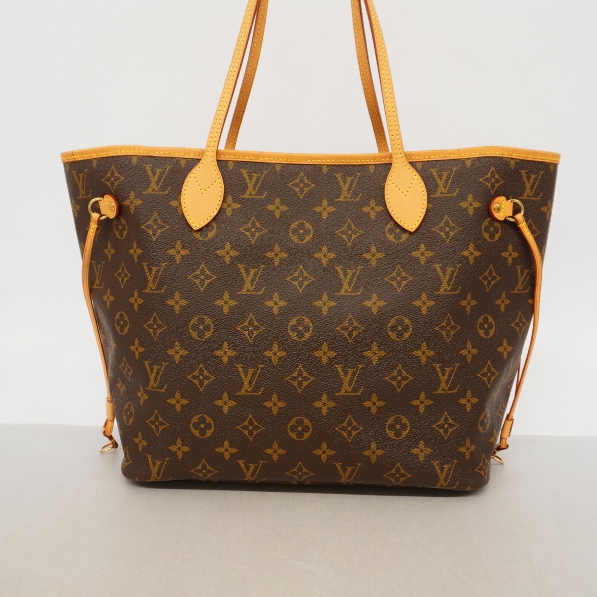 Louis Vuitton Brown Tote Bag (Pre-Owned)