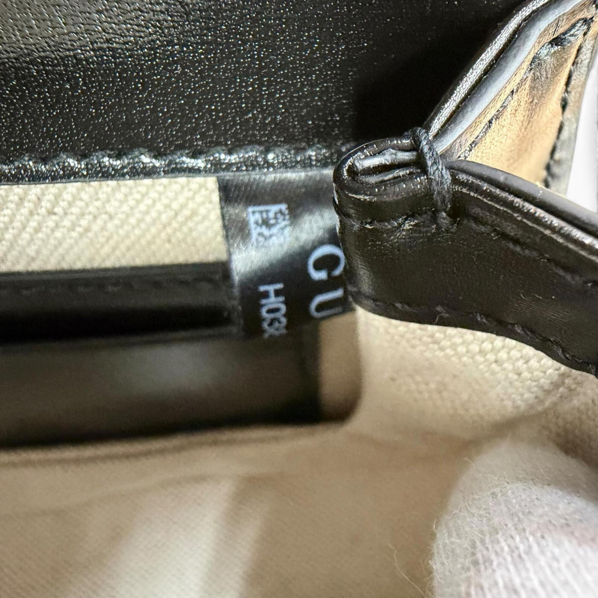 Gucci Black Leather Handbag Shoulder Bag (Pre-Owned)