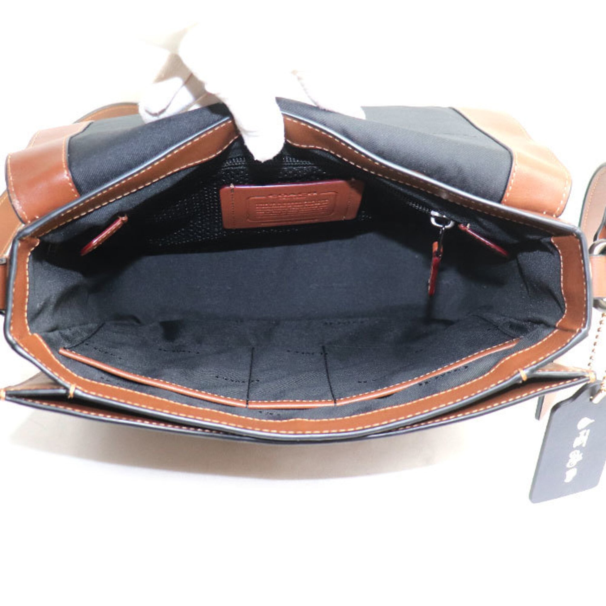 Coach Brown Leather Shoulder Bag (Pre-Owned)