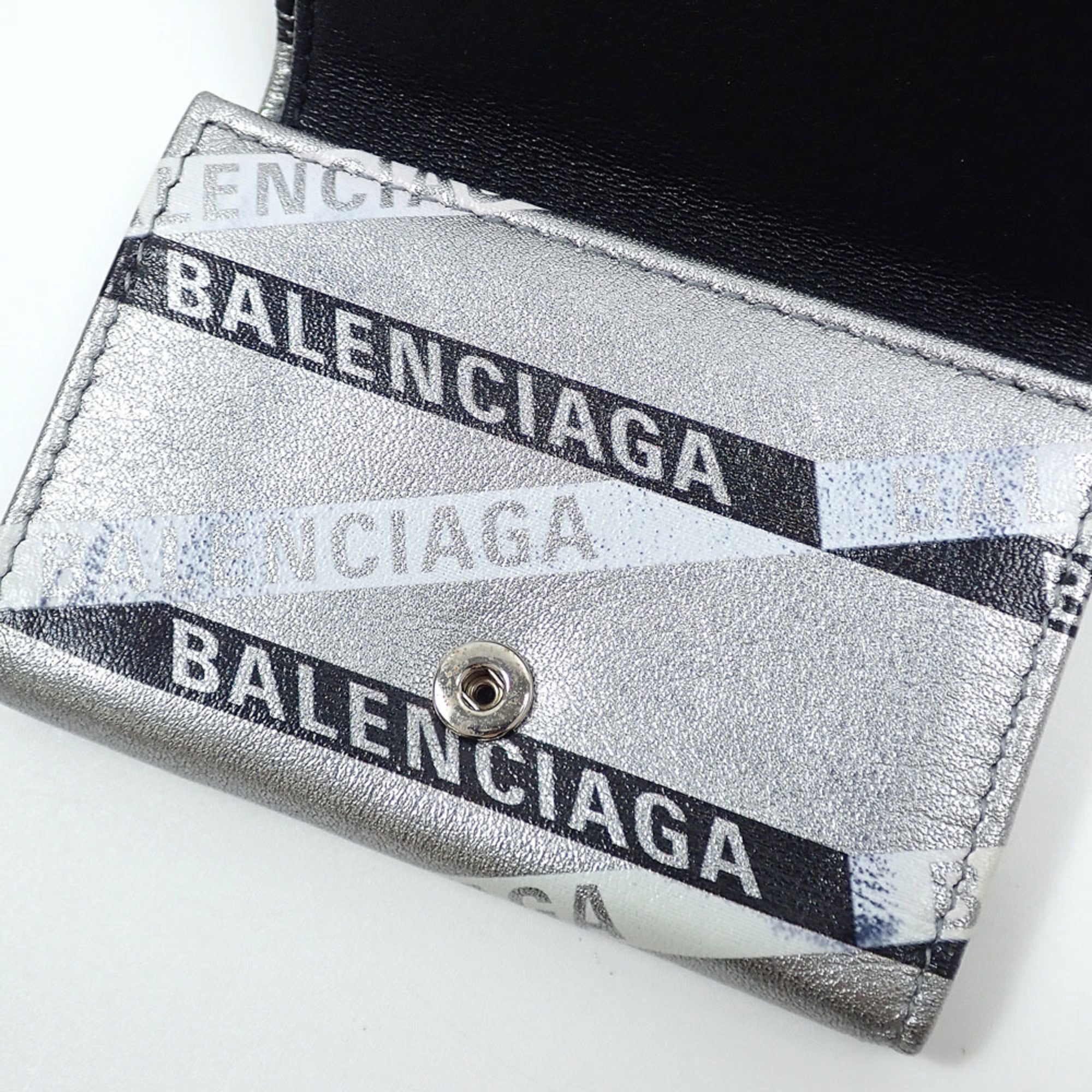 Balenciaga Silver Black Leather Wallet (Tri-Fold) (Pre-Owned)