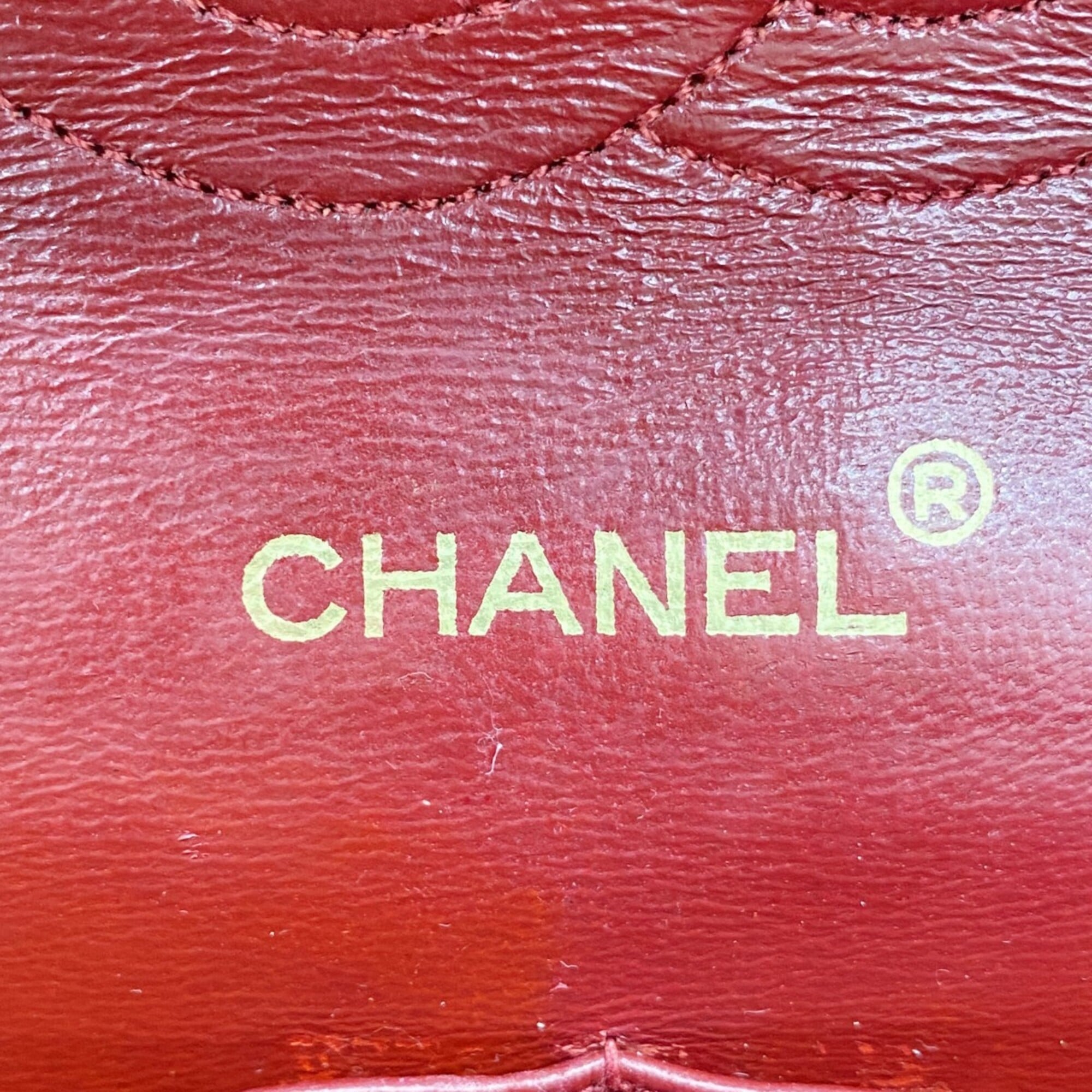 Chanel Red Color Leather Shoulder Bag (Pre-Owned)
