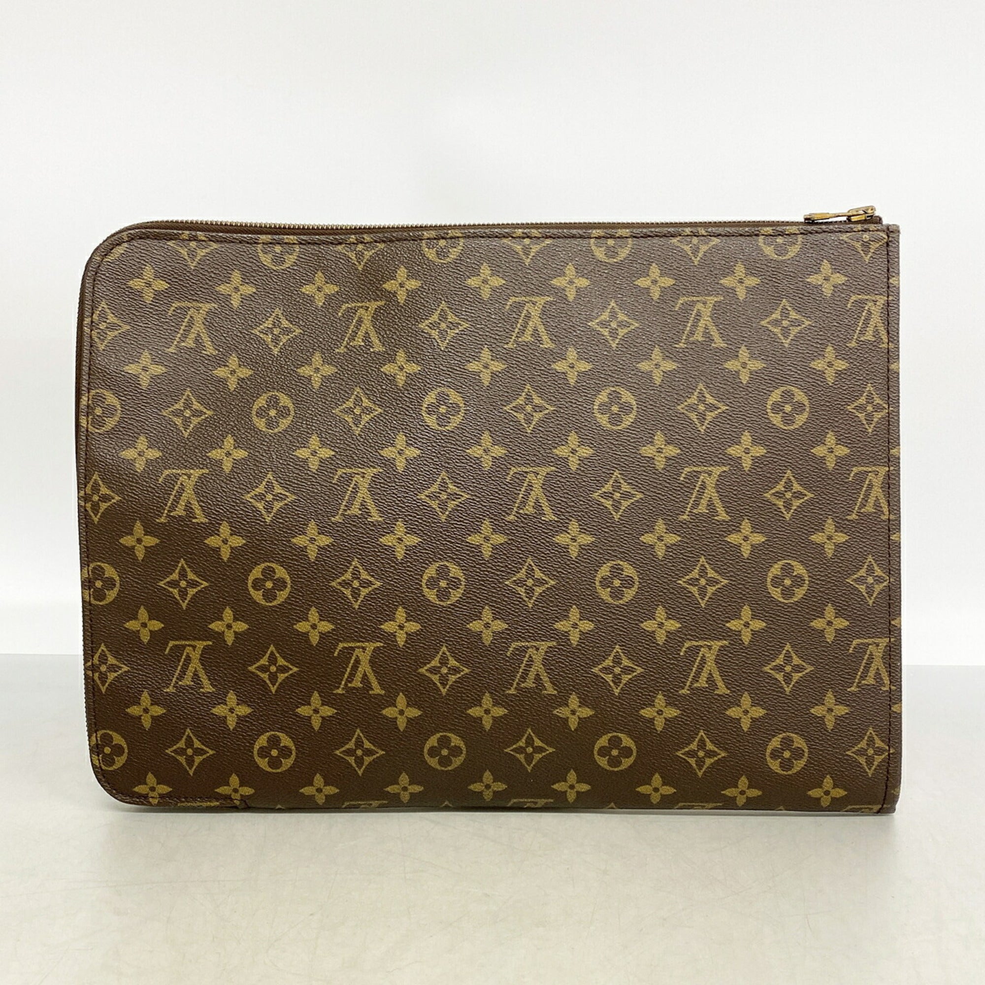 Louis Vuitton Brown Clutch Bag (Pre-Owned)