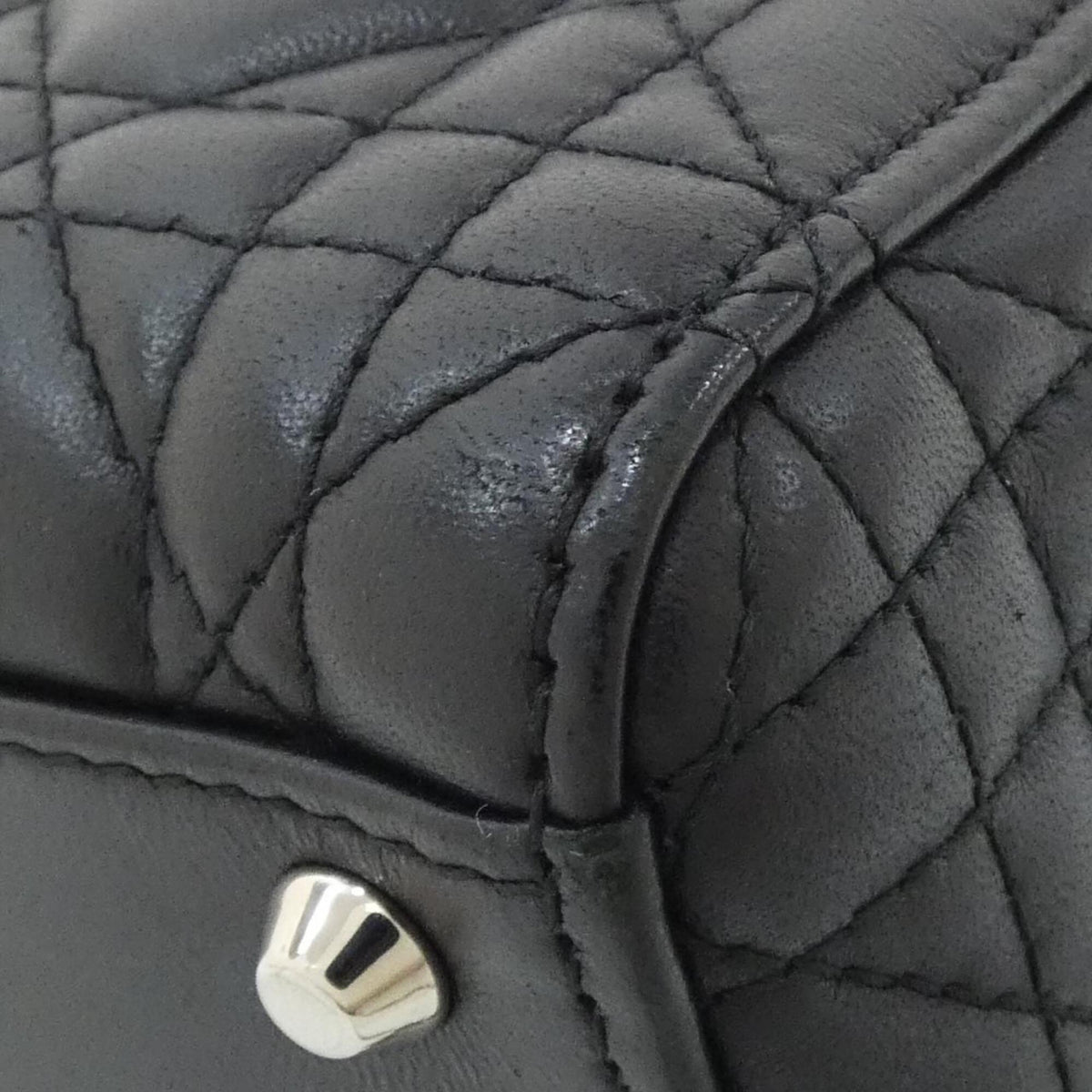 Christian Dior Black Leather Handbag (Pre-Owned)