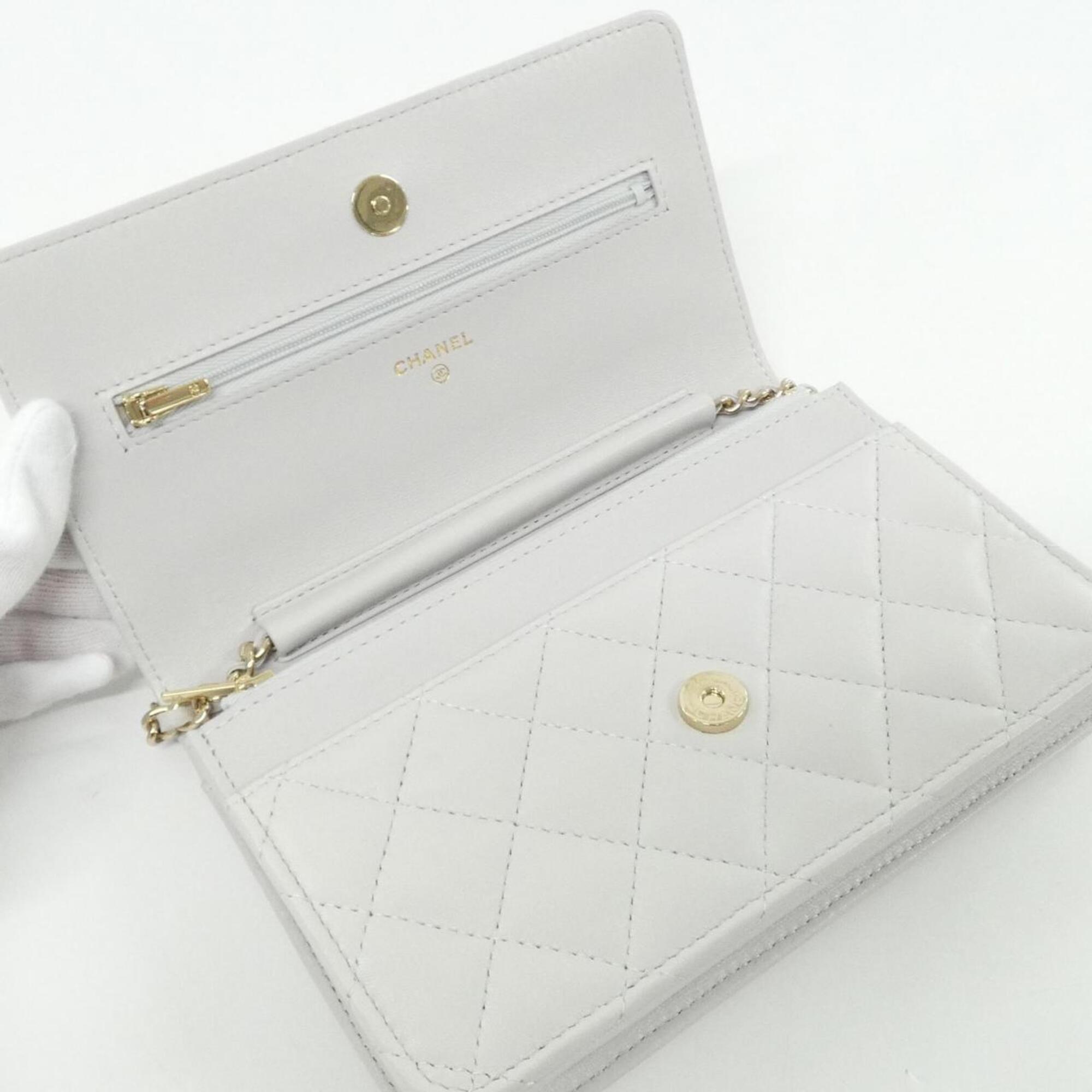 Chanel Gray Leather Chain/Shoulder Wallet (Pre-Owned)