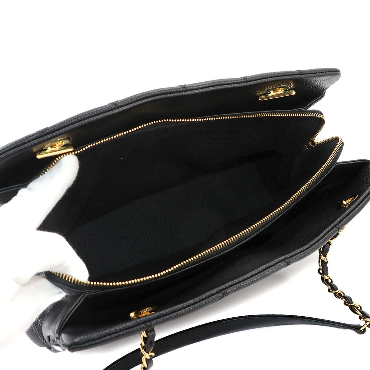 Chanel Matelasse Black Grained Calfskin Handbag Tote Bag (Pre-Owned)