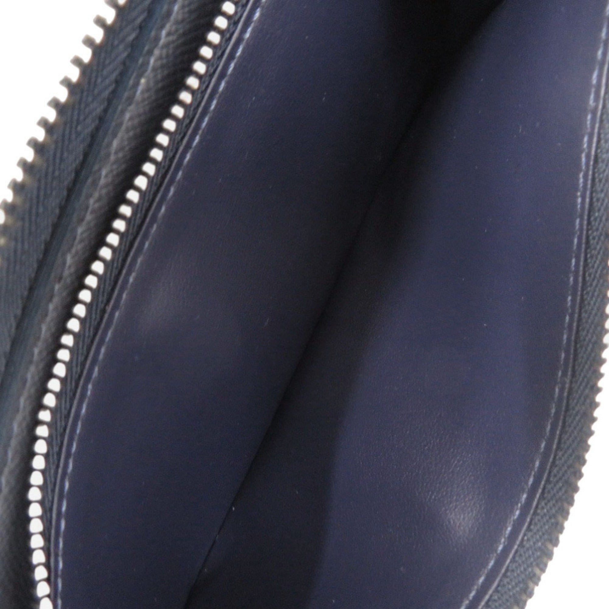 Louis Vuitton Navy Taiga Leather Long Wallet (Bi-Fold) (Pre-Owned)