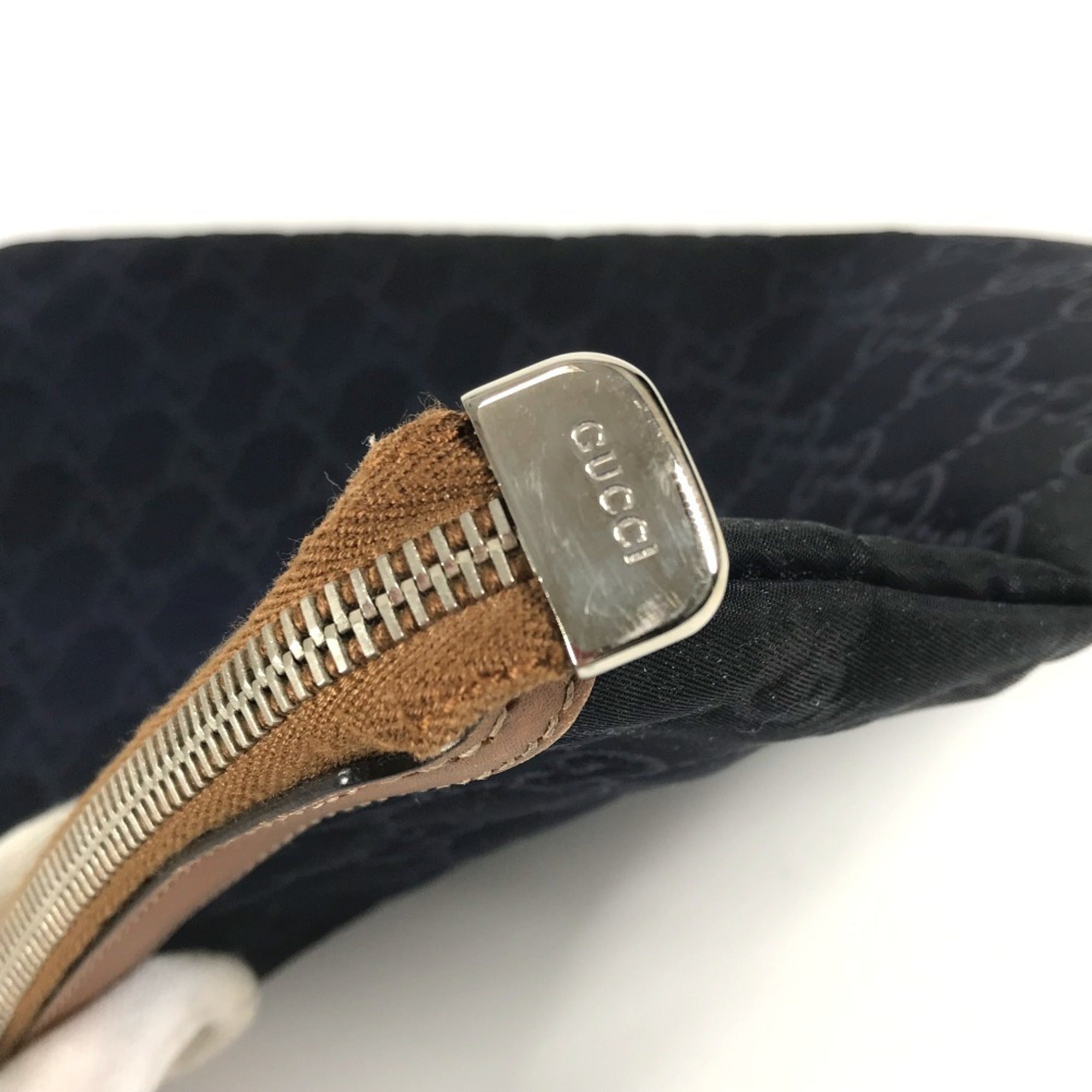 Gucci Navy Leather Nylon Clutch Bag (Pre-Owned)