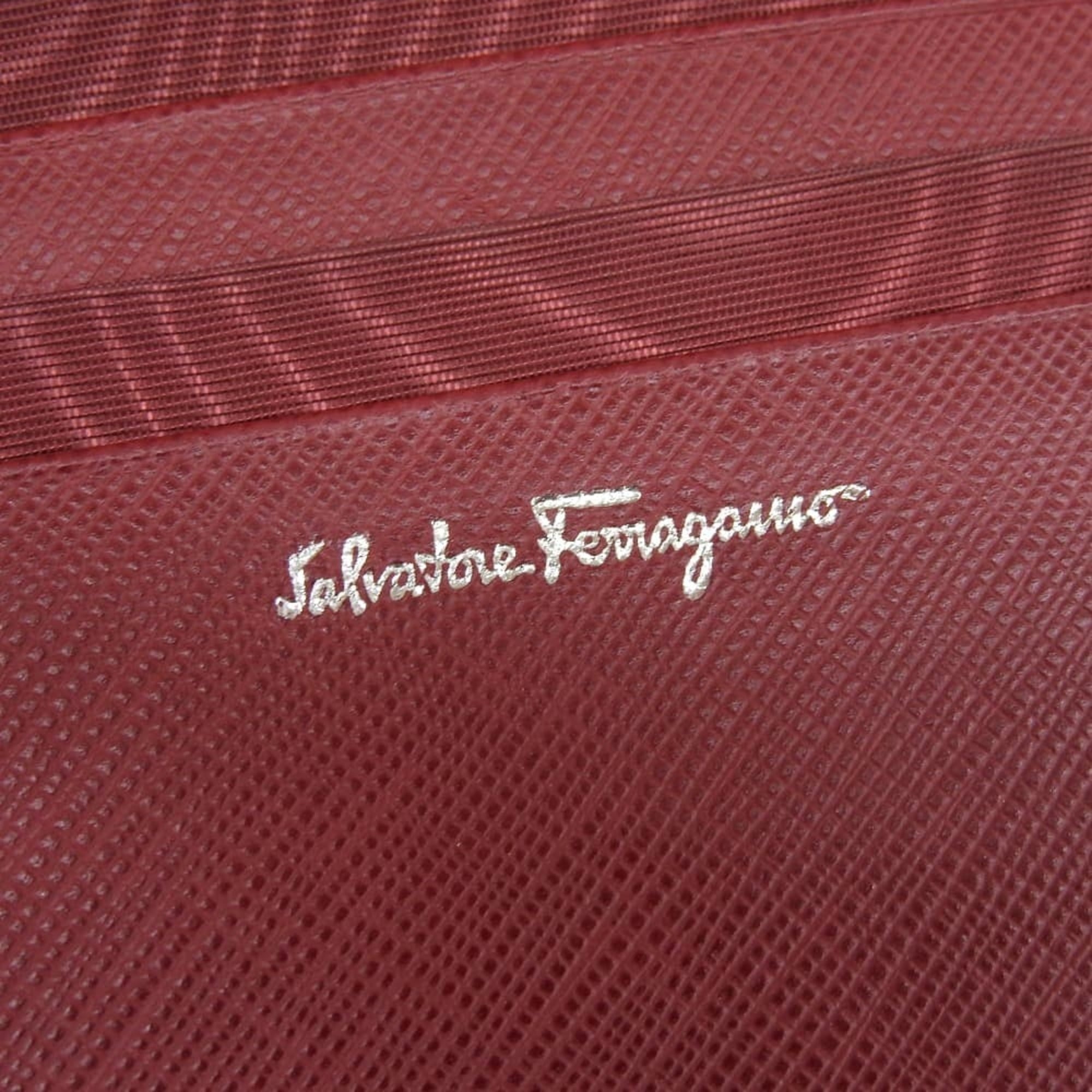 Salvatore Ferragamo Red Color Leather Wallet (Bi-Fold) (Pre-Owned)