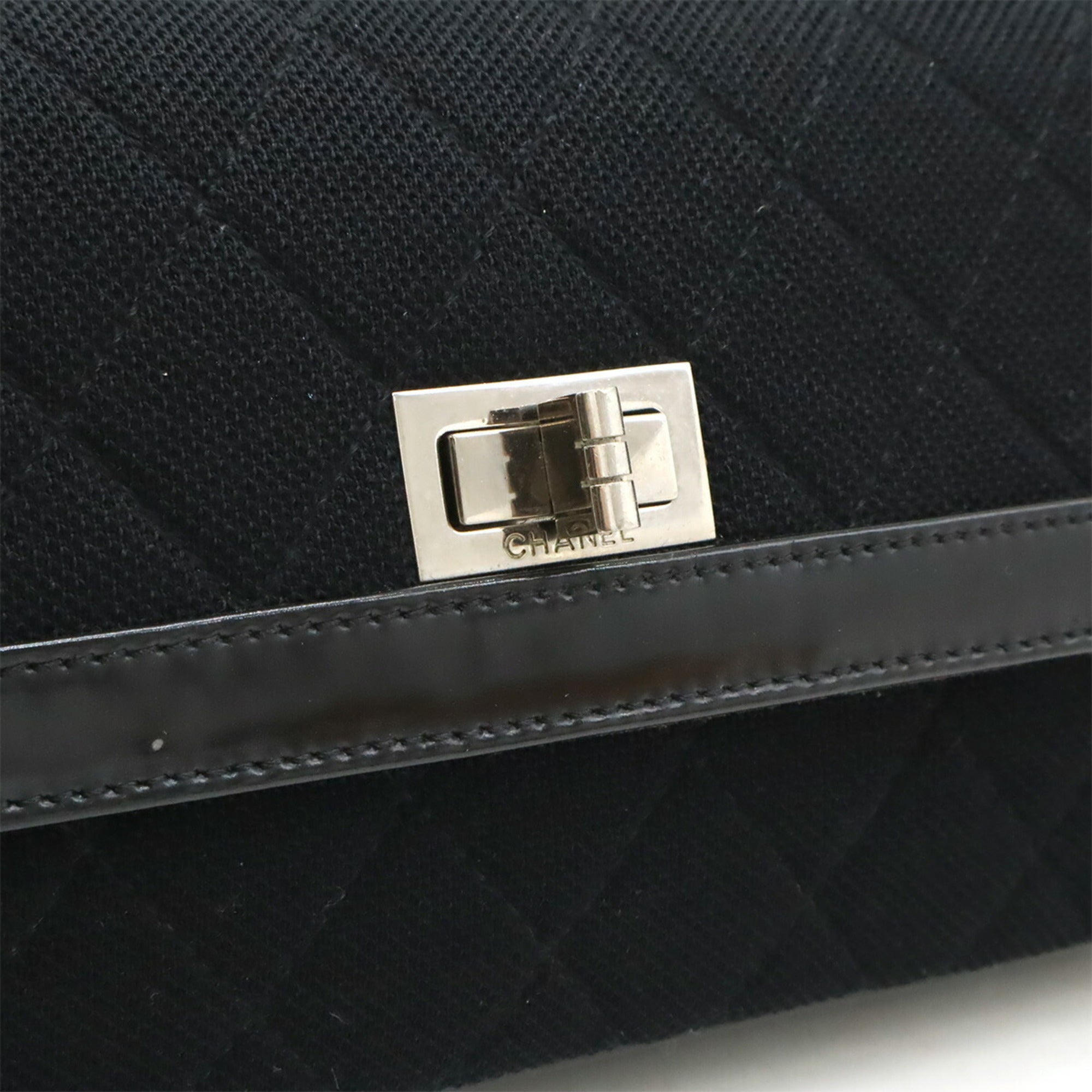 Chanel Black Canvas Patent Leather Shoulder Bag (Pre-Owned)