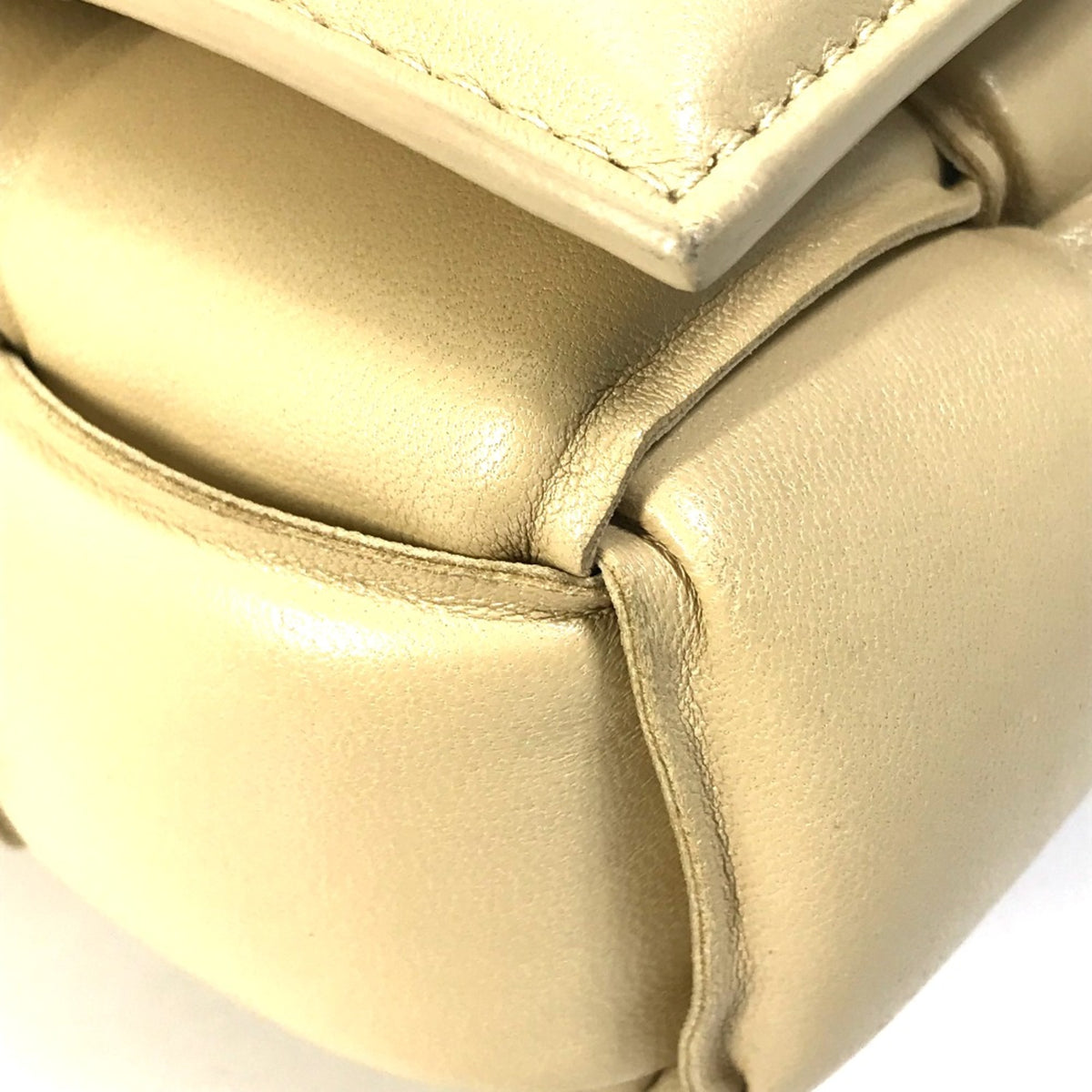 Bottega Veneta Beige Leather Shoulder Bag (Pre-Owned)