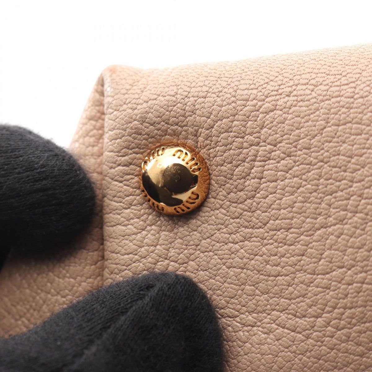 Miu Miu Beige Leather Handbag (Pre-Owned)