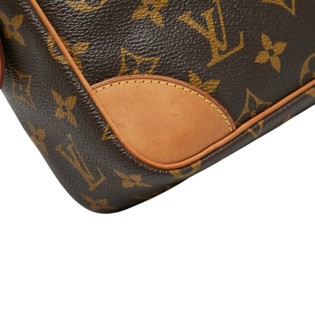 Louis Vuitton Brown Pvc Leather Clutch Bag (Pre-Owned)