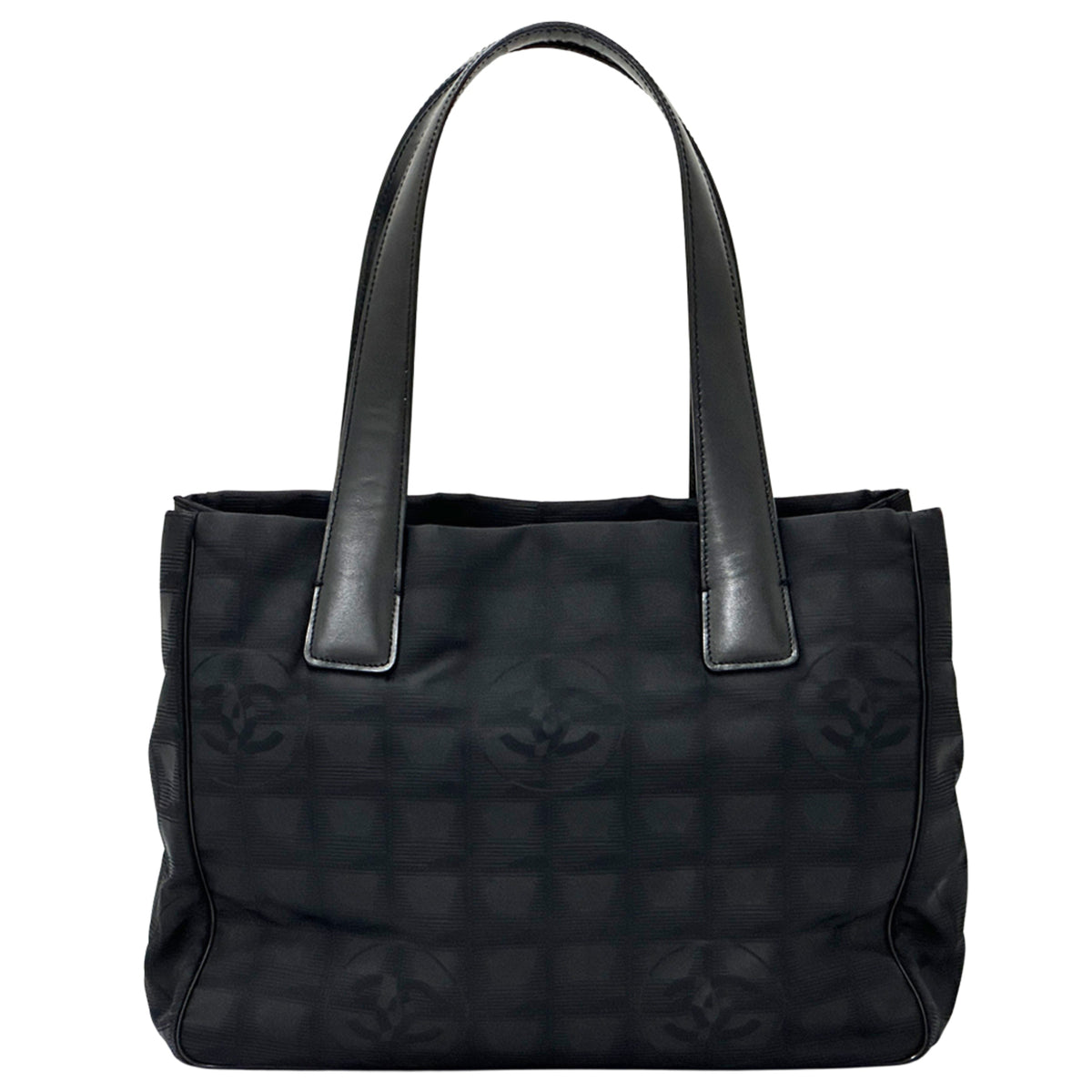 Chanel Black Nylon Handbag Tote Bag (Pre-Owned)