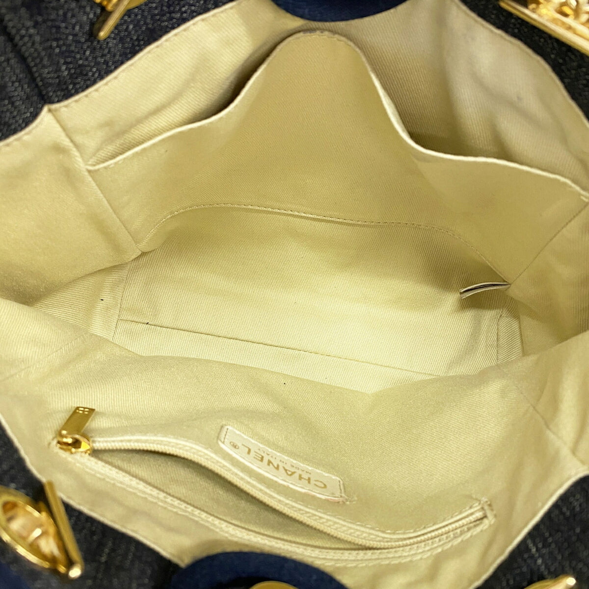 Chanel Navy Denim Tote Bag (Pre-Owned)