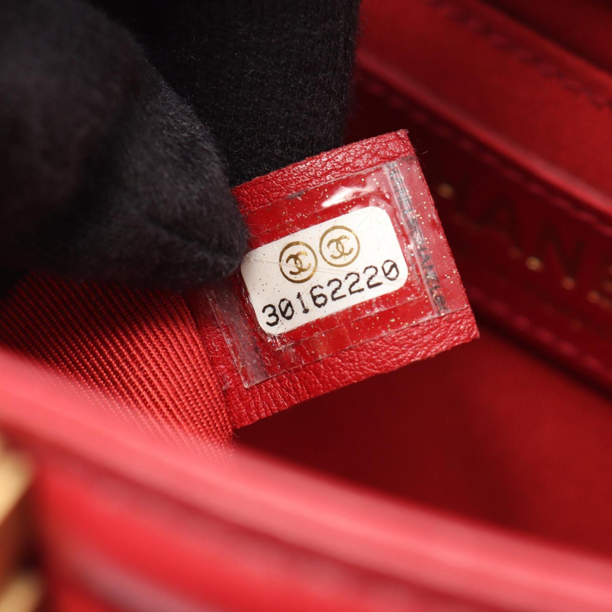 Chanel Red Color Leather Handbag Shoulder Bag (Pre-Owned)
