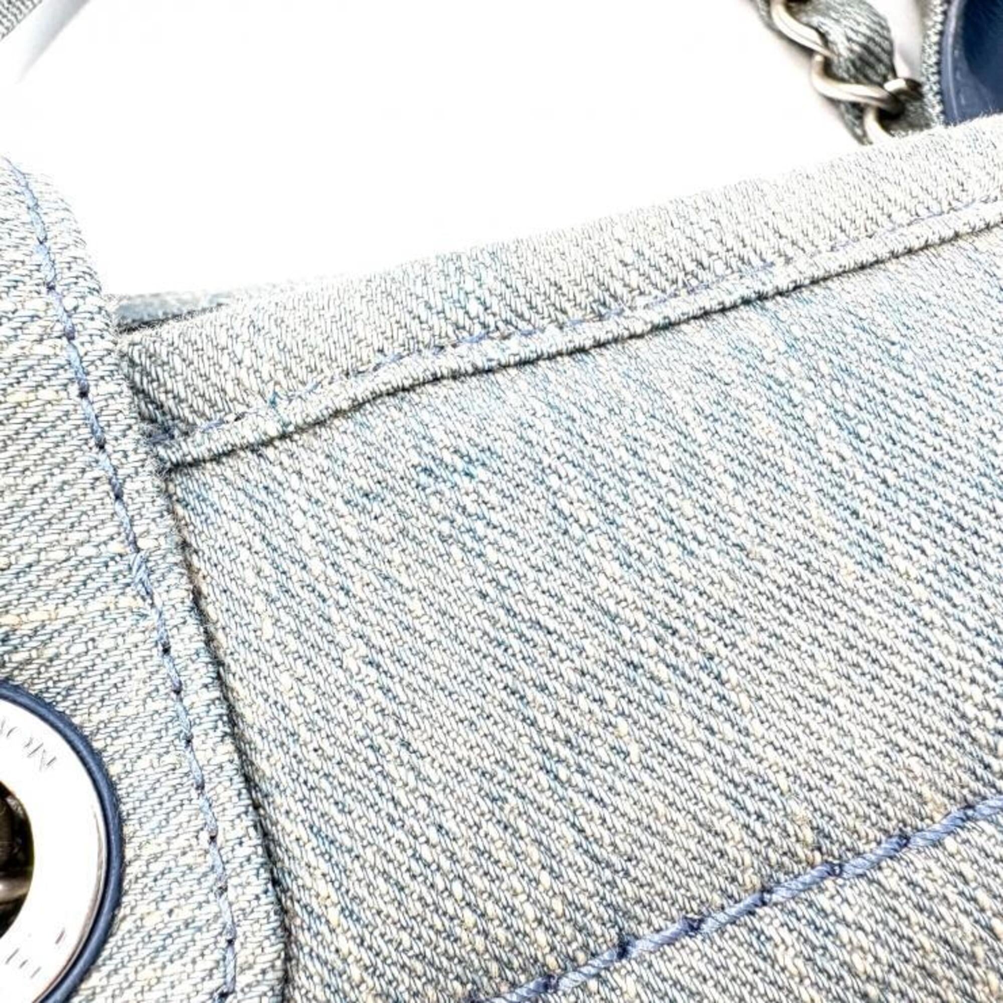 Chanel Light Blue Denim Tote Bag (Pre-Owned)
