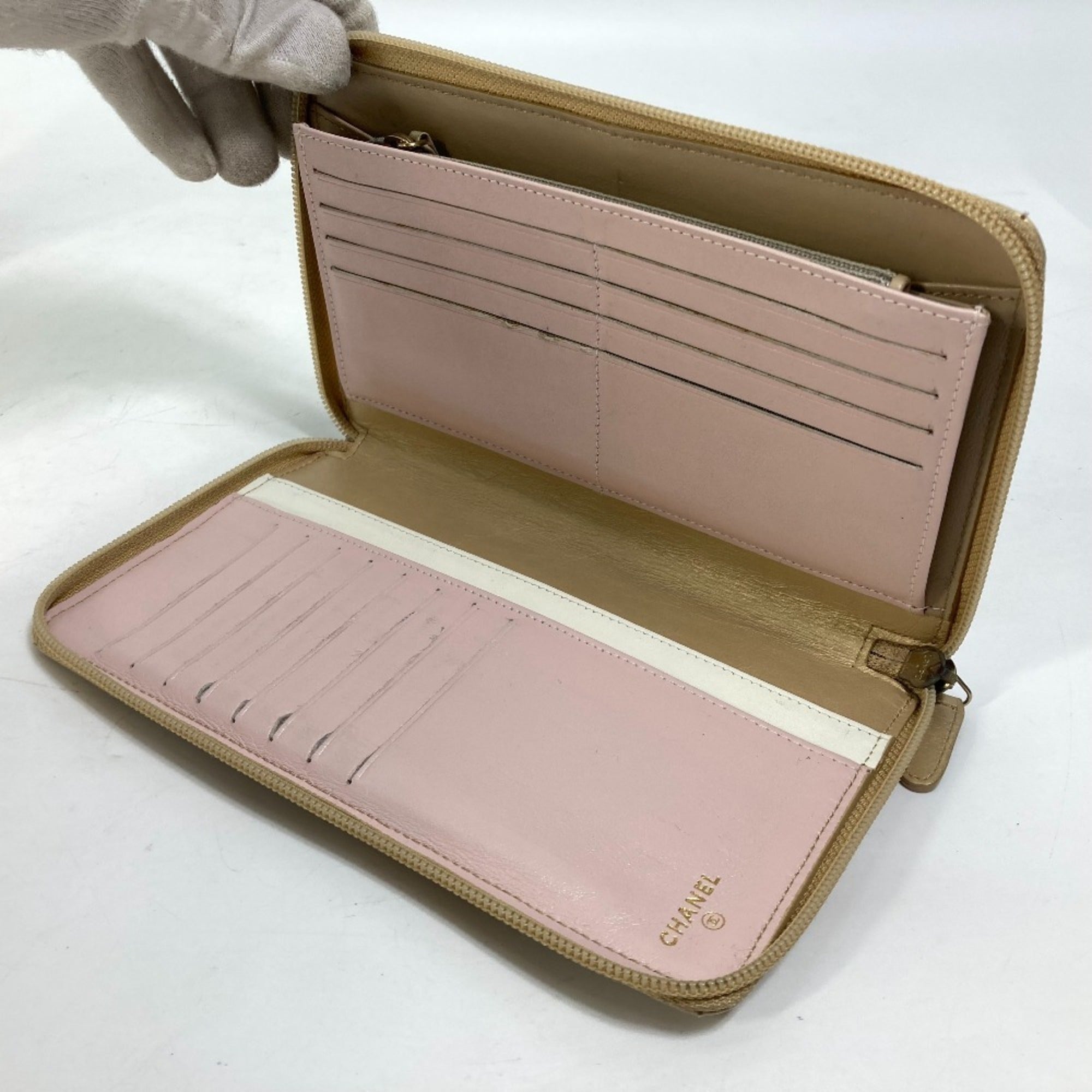 Chanel Matelasse Gold Leather Long Wallet (Bi-Fold) (Pre-Owned)