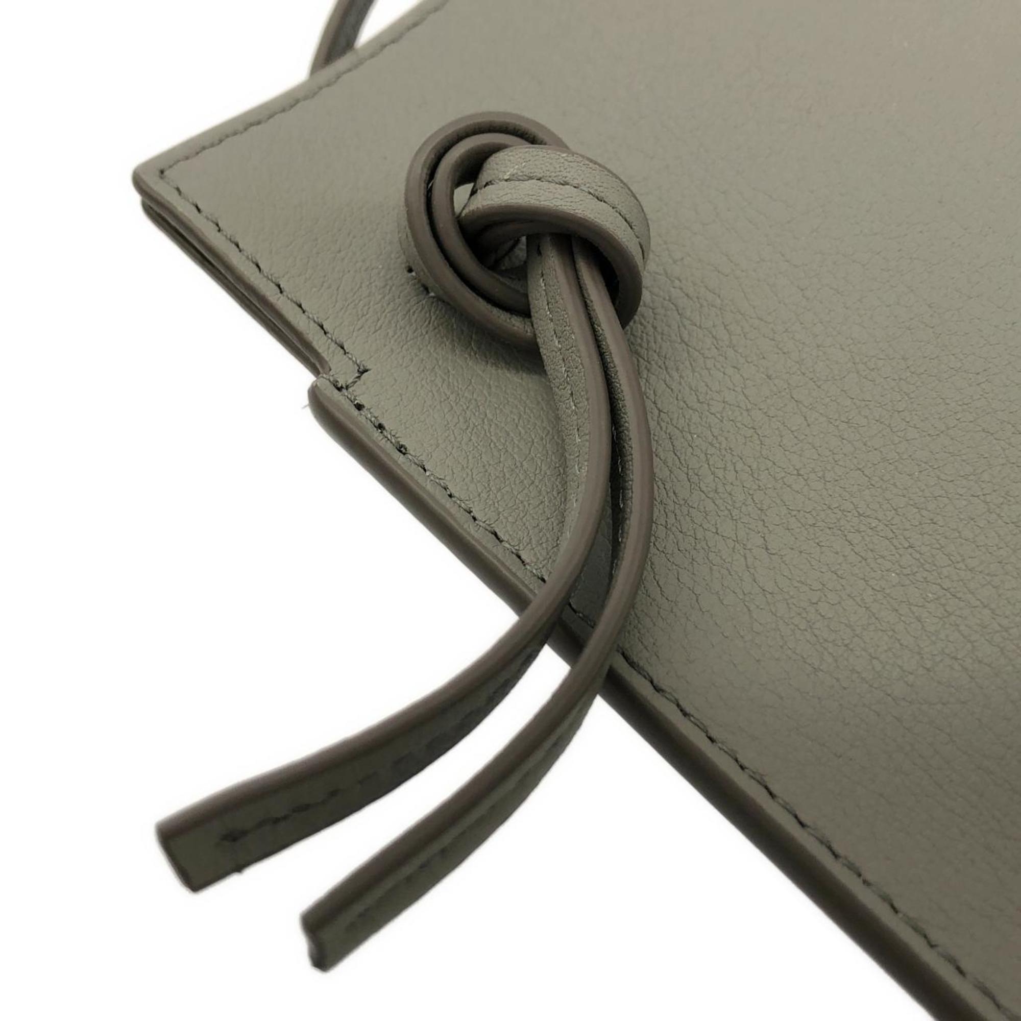 Loewe Gray Silver Leather Shoulder Bag (Pre-Owned)