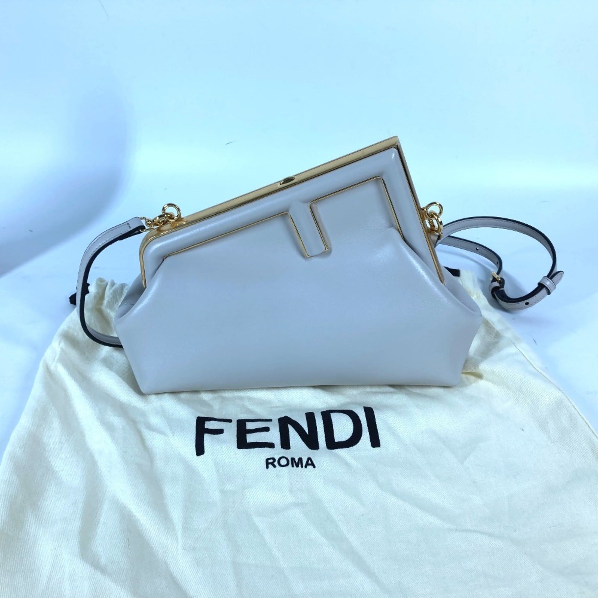 Fendi Gray White Leather Clutch Bag Pochette Shoulder Bag (Pre-Owned)