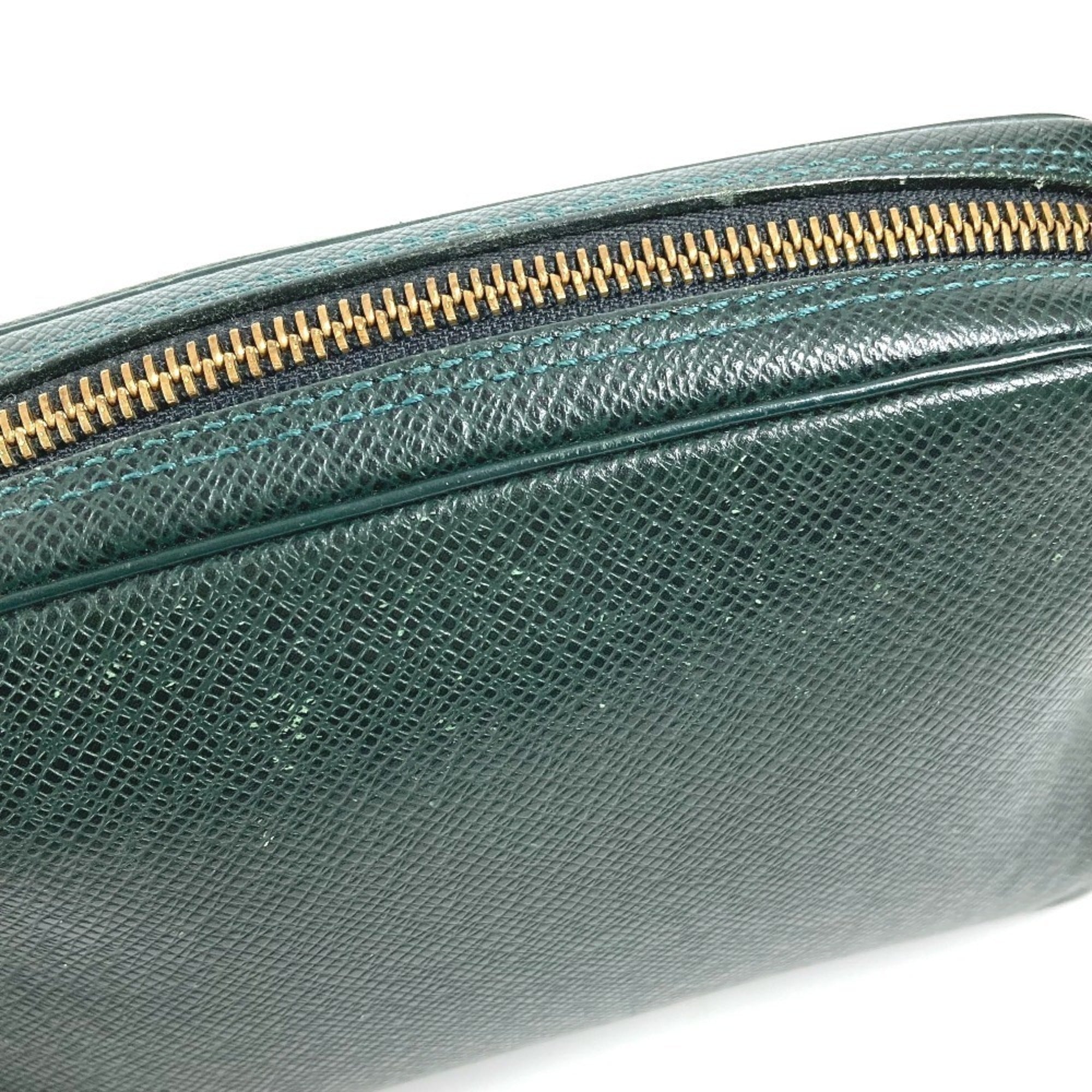 Louis Vuitton Taiga Episea Khaki Taiga Leather Clutch Bag Handbag (Pre-Owned)