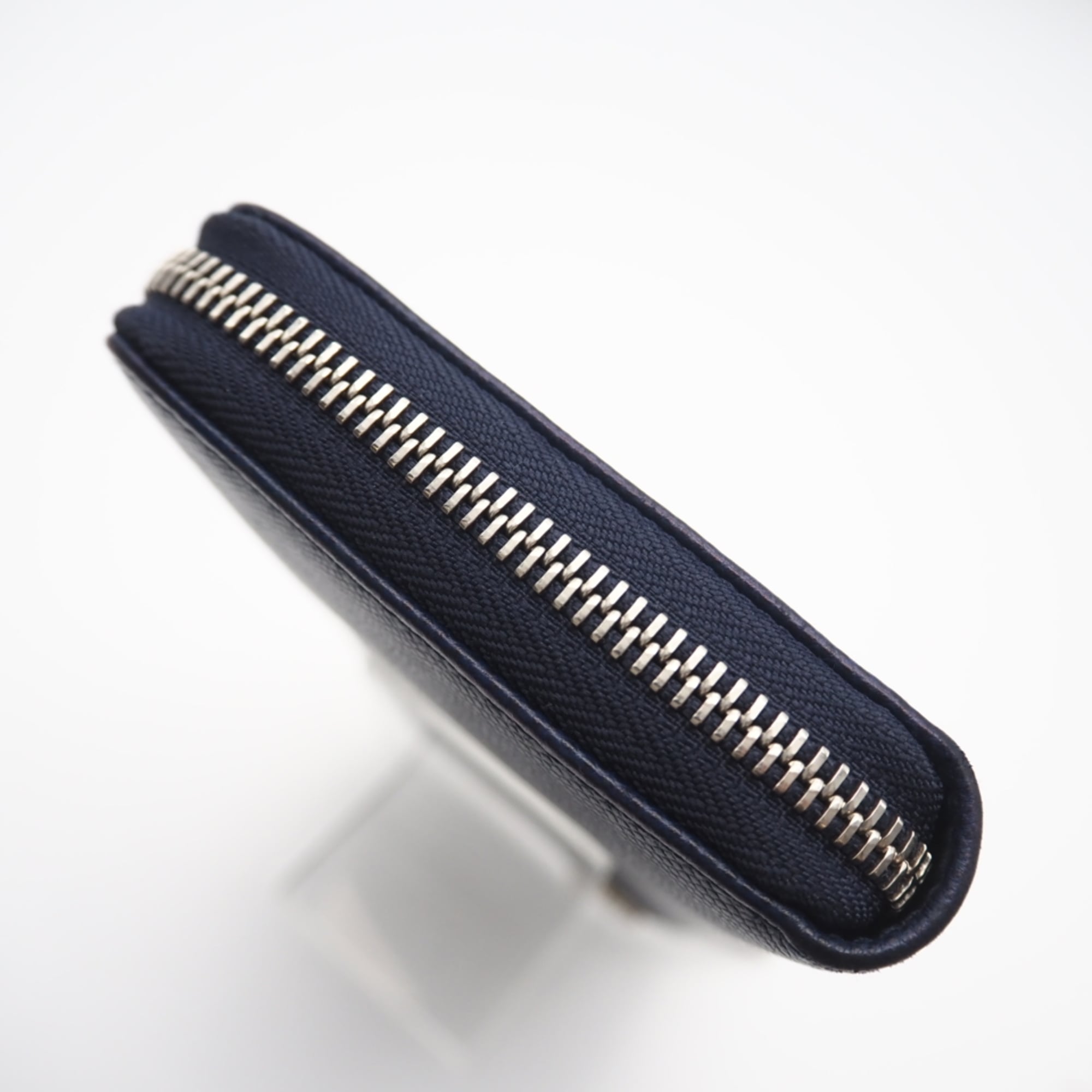 Christian Dior Blue Navy Leather Long Wallet (Bi-Fold) (Pre-Owned)