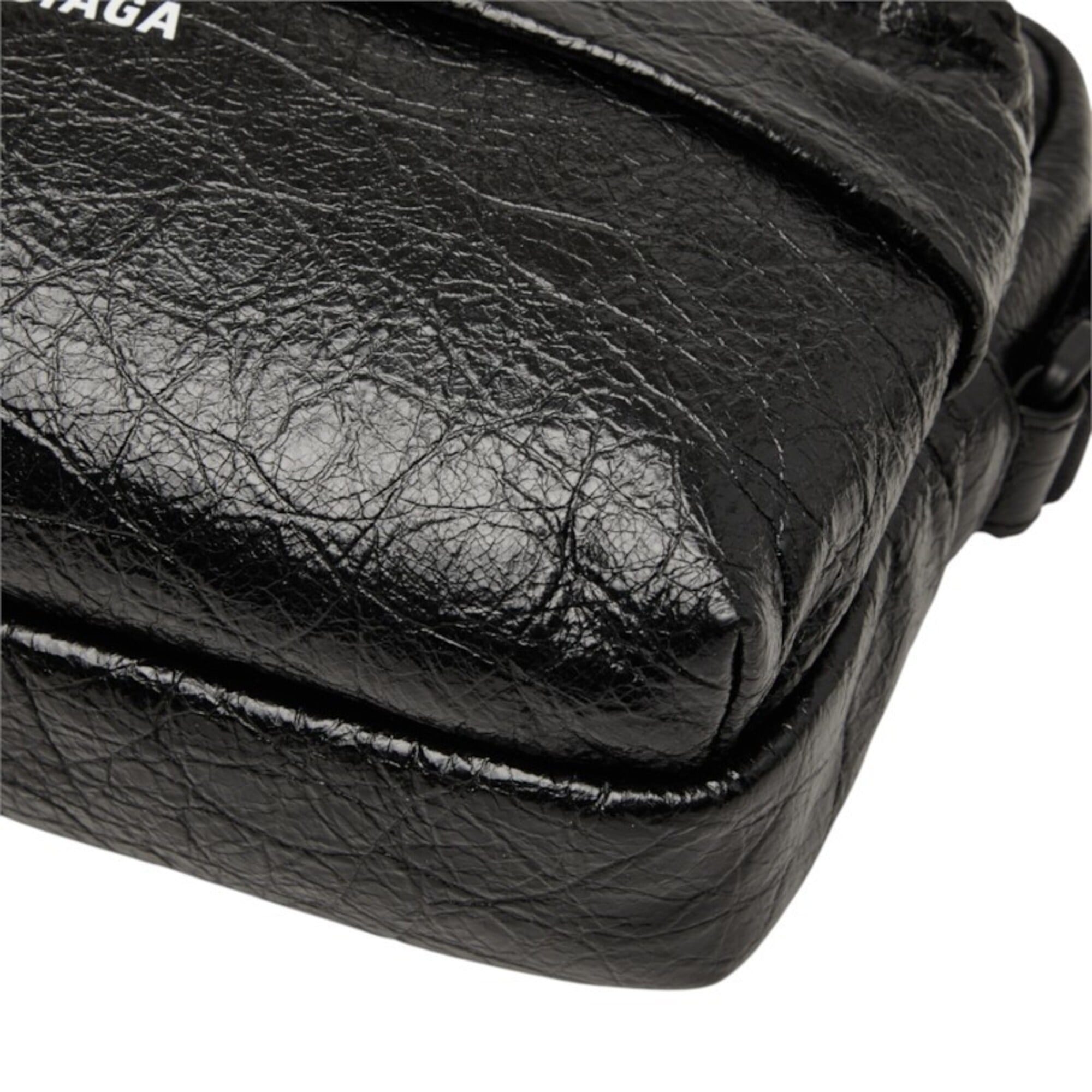 Balenciaga Black Leather Shoulder Bag (Pre-Owned)
