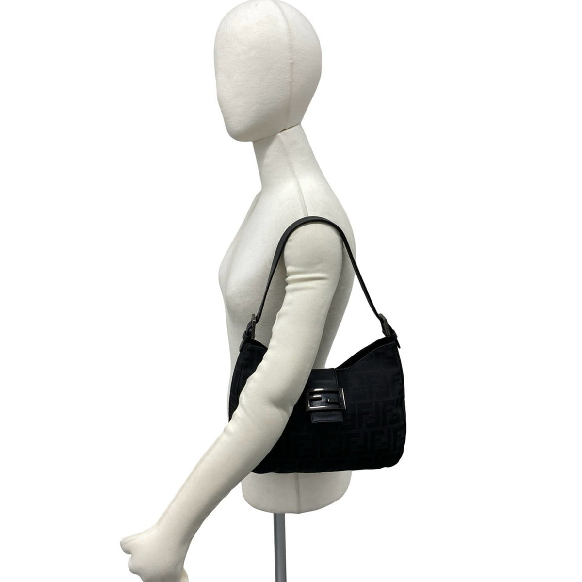 Fendi Black Canvas Leather Handbag Shoulder Bag (Pre-Owned)