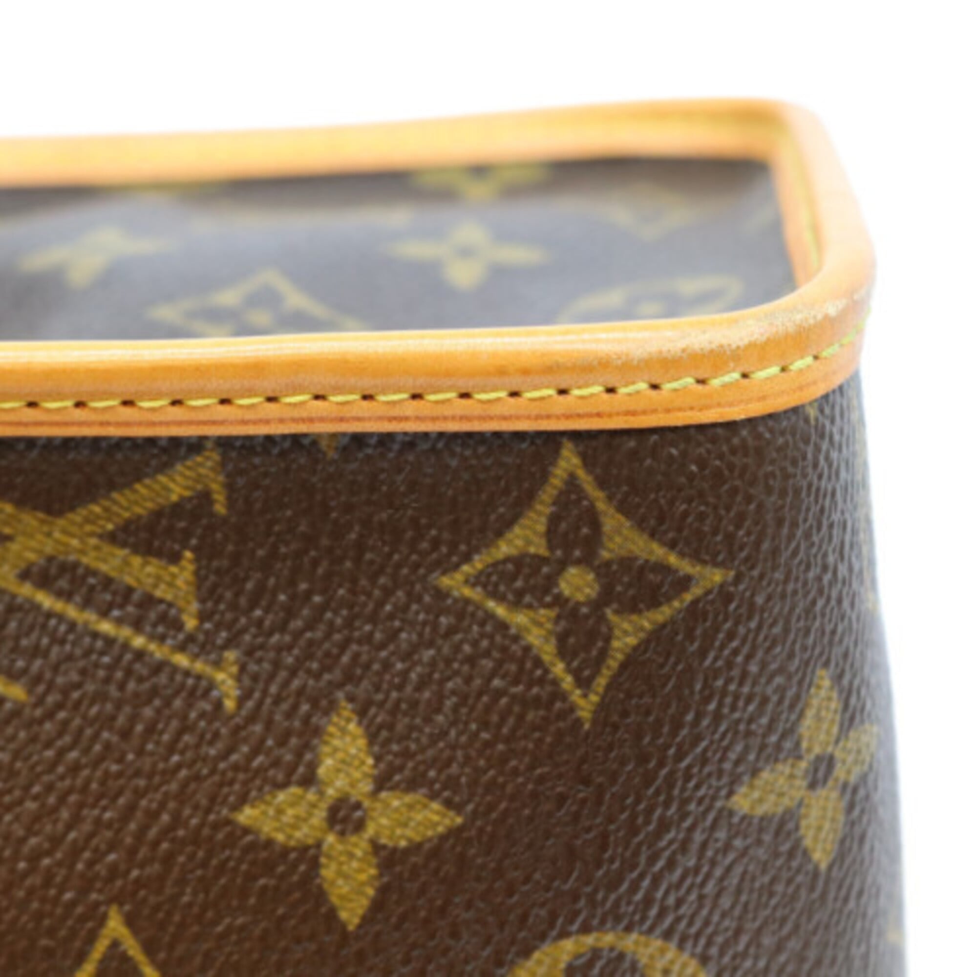 Louis Vuitton Brown Monogram Pouch Shoulder Bag (Pre-Owned)