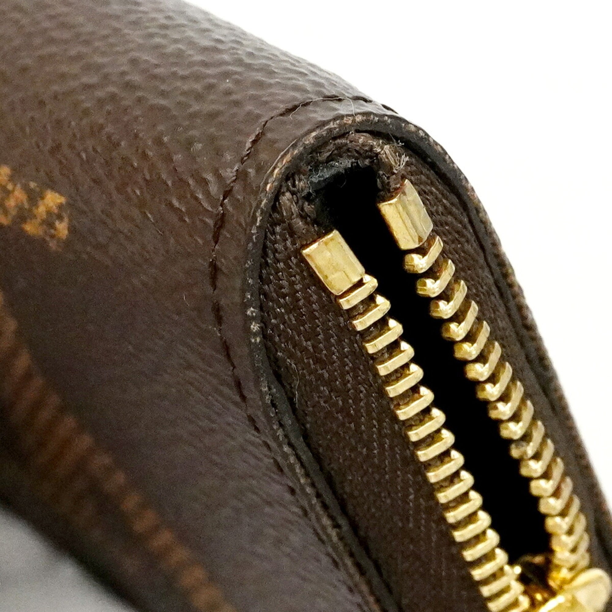 Louis Vuitton Brown Coin Purse/Coin Case (Pre-Owned)