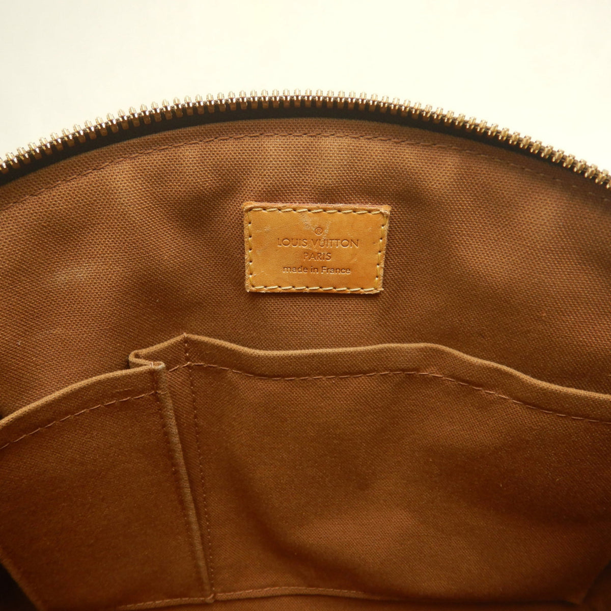 Louis Vuitton Brown Monogram Monogram Handbag (Pre-Owned)