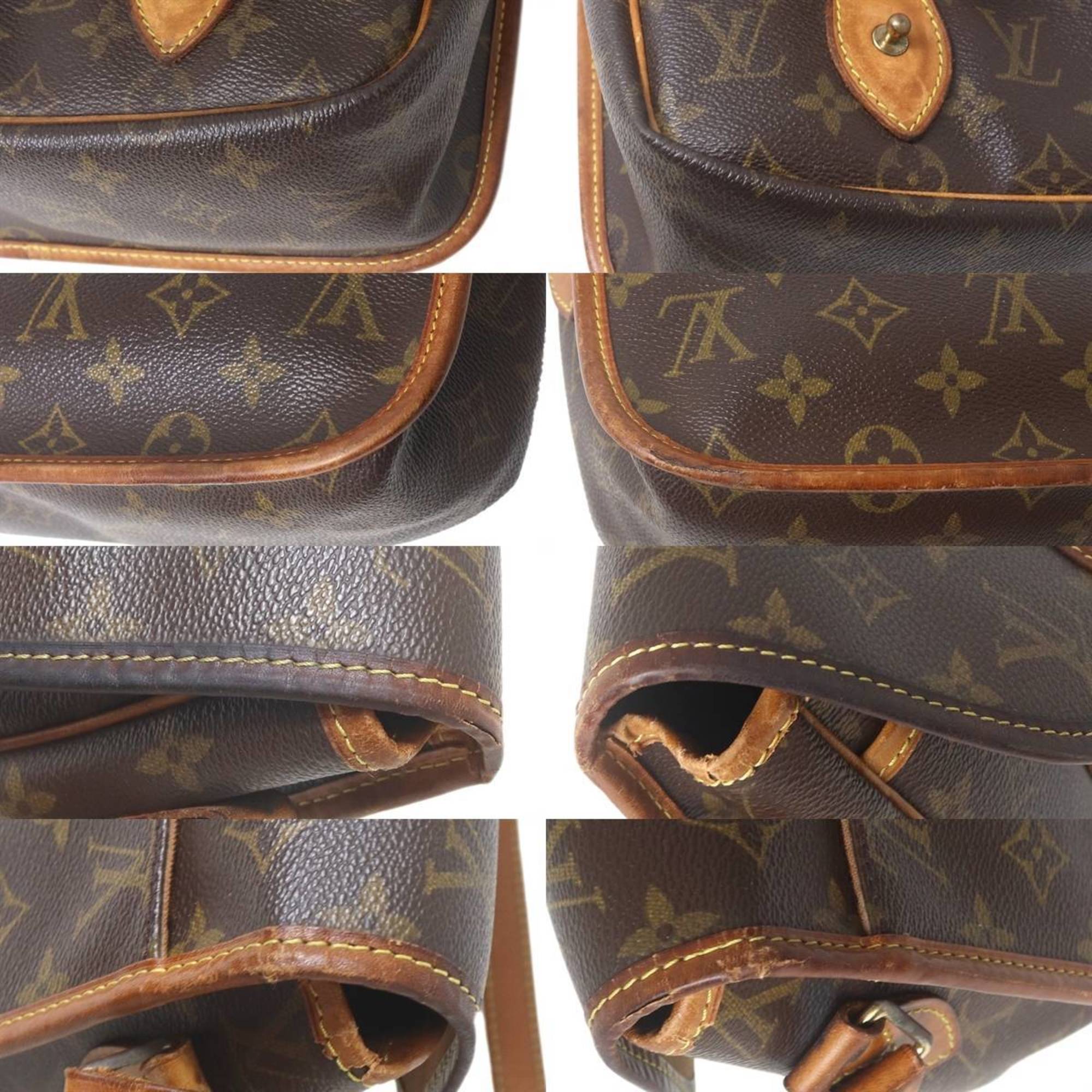 Louis Vuitton Monogram Monogram Monogram Shoulder Bag (Pre-Owned)