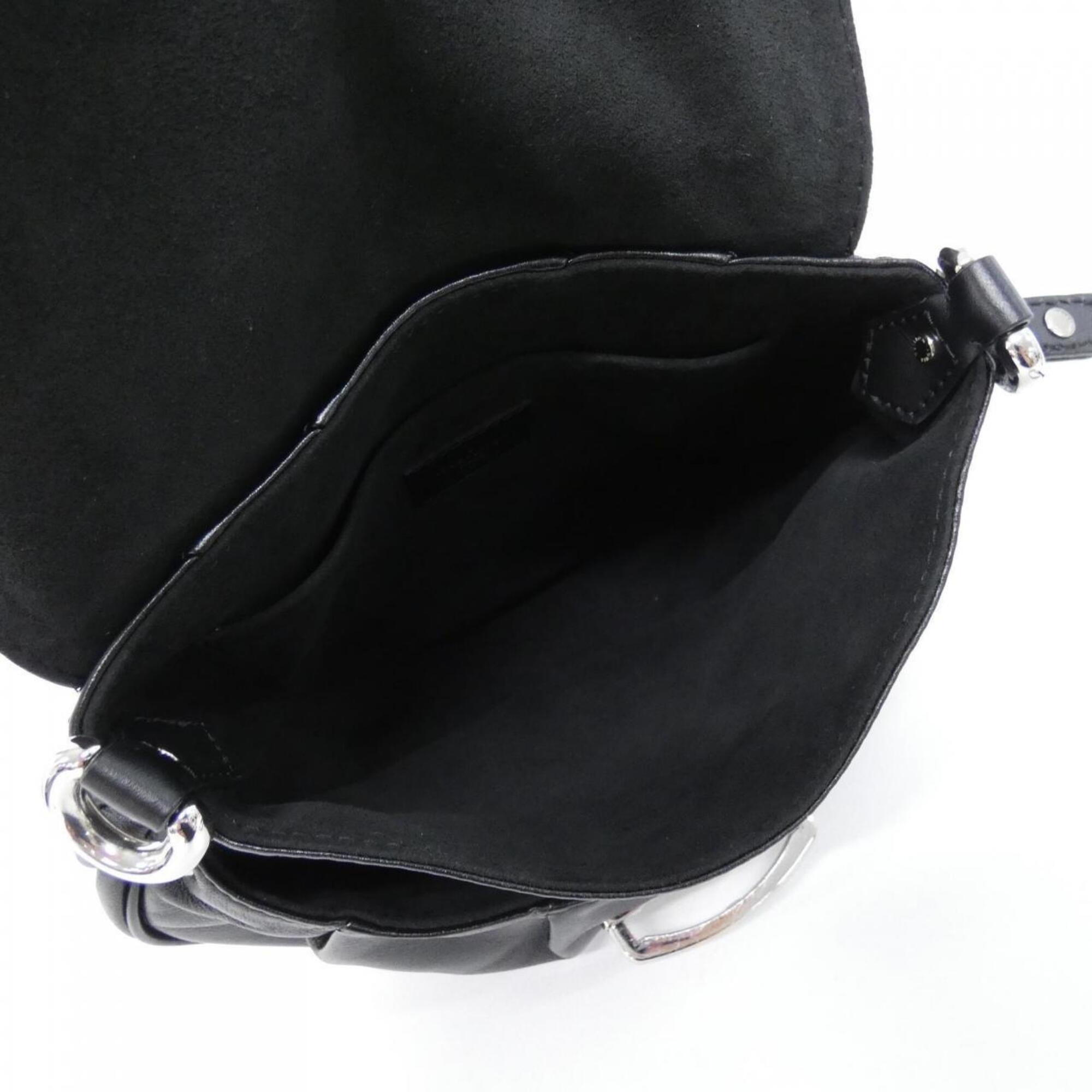Louis Vuitton Black Leather Shoulder Bag (Pre-Owned)