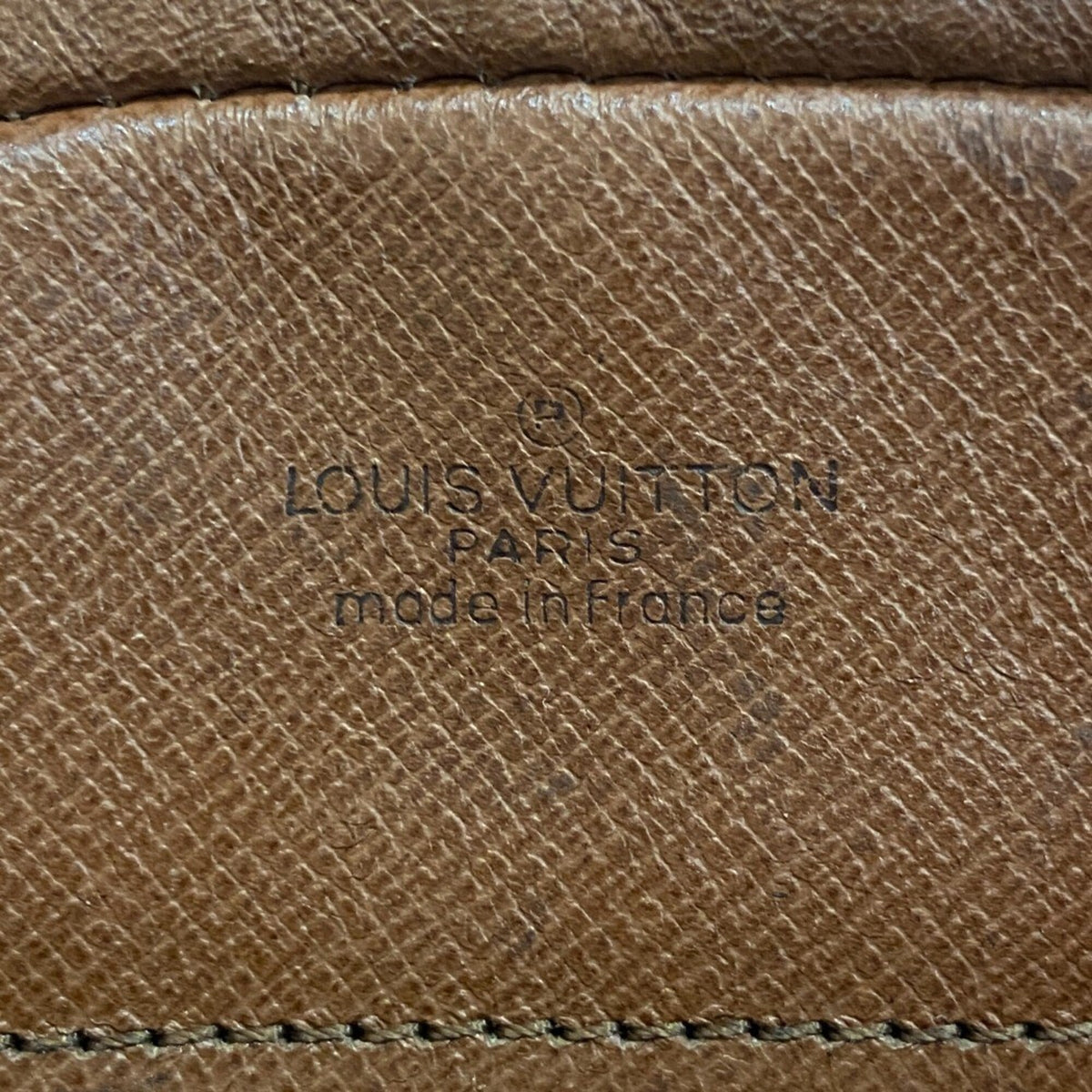 Louis Vuitton Brown Leather Shoulder Bag (Pre-Owned)