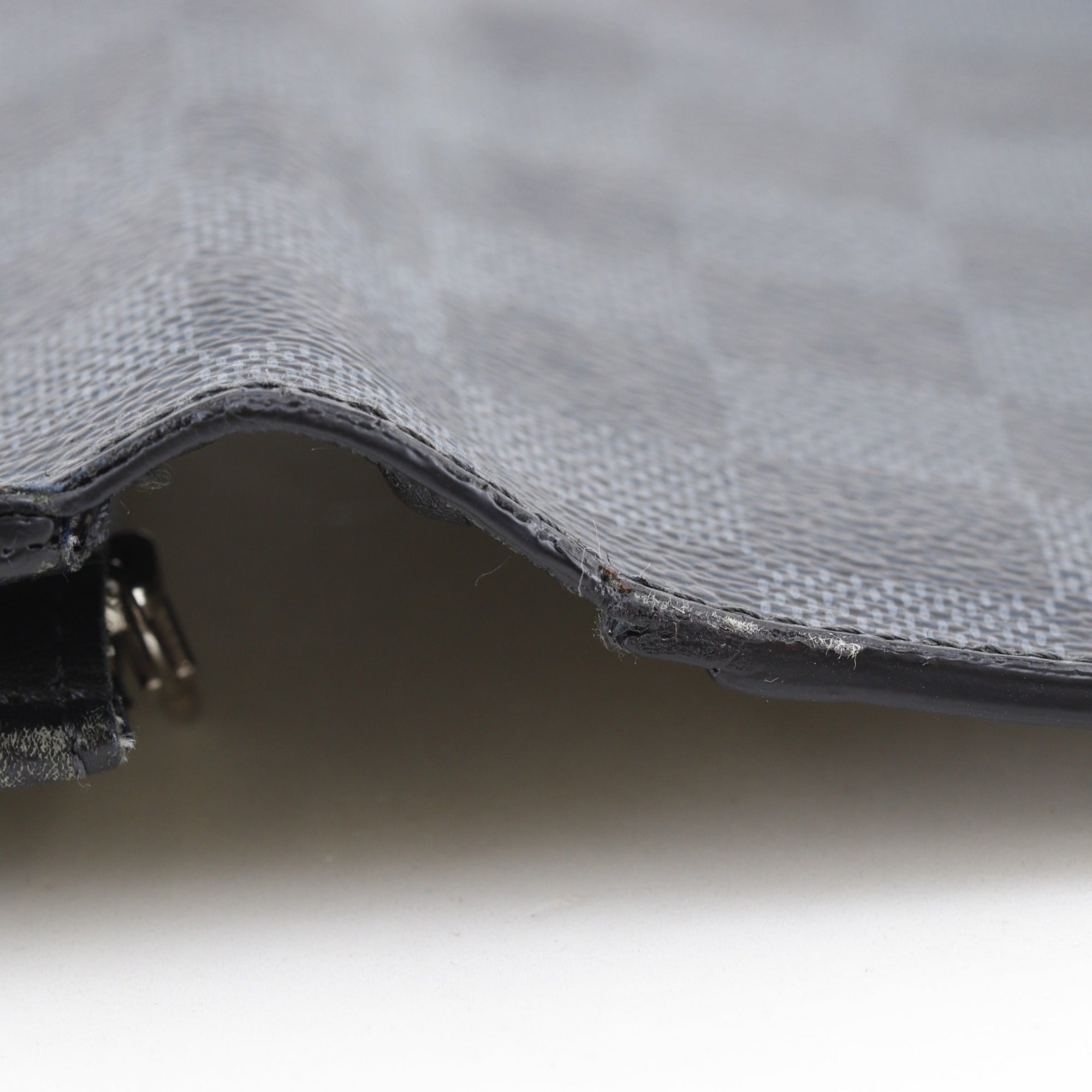 Louis Vuitton Black Damier Graphite Long Wallet (Bi-Fold) (Pre-Owned)
