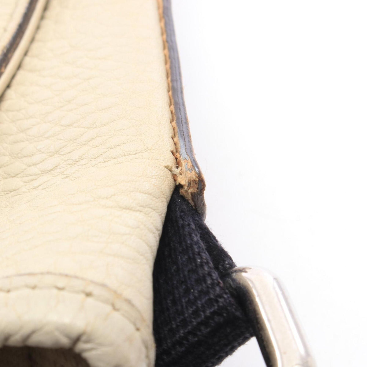Gucci Ivory Leather Handbag Shoulder Bag (Pre-Owned)