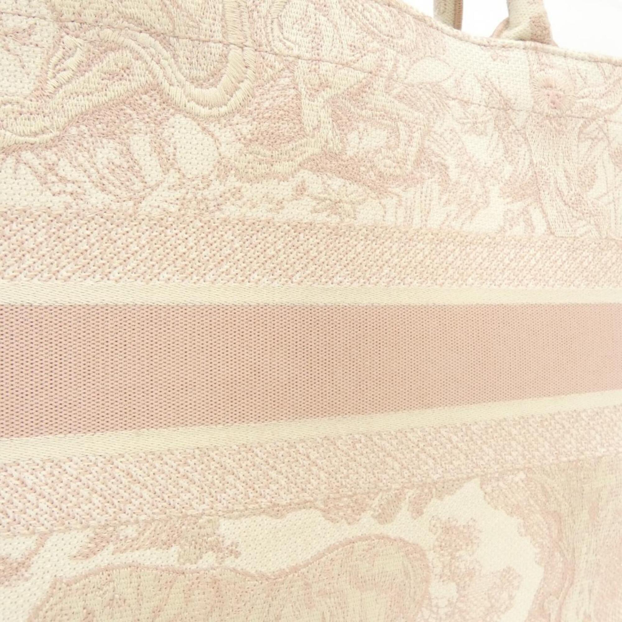 Christian Dior Pink Canvas Handbag (Pre-Owned)