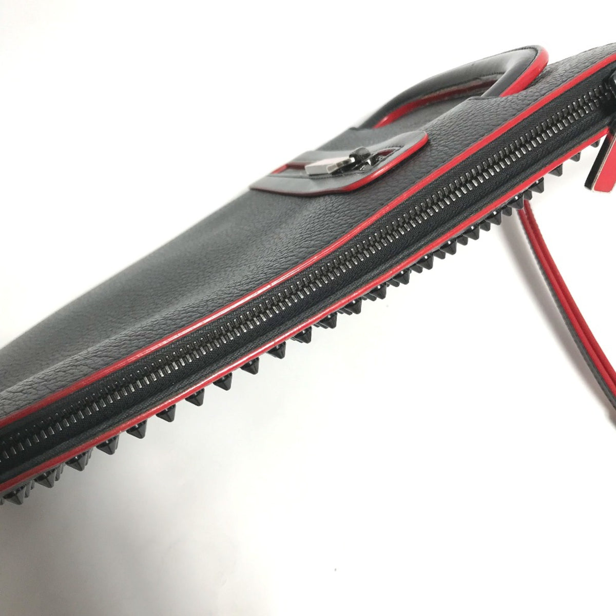 Christian Louboutin Black Leather Shoulder Bag (Pre-Owned)
