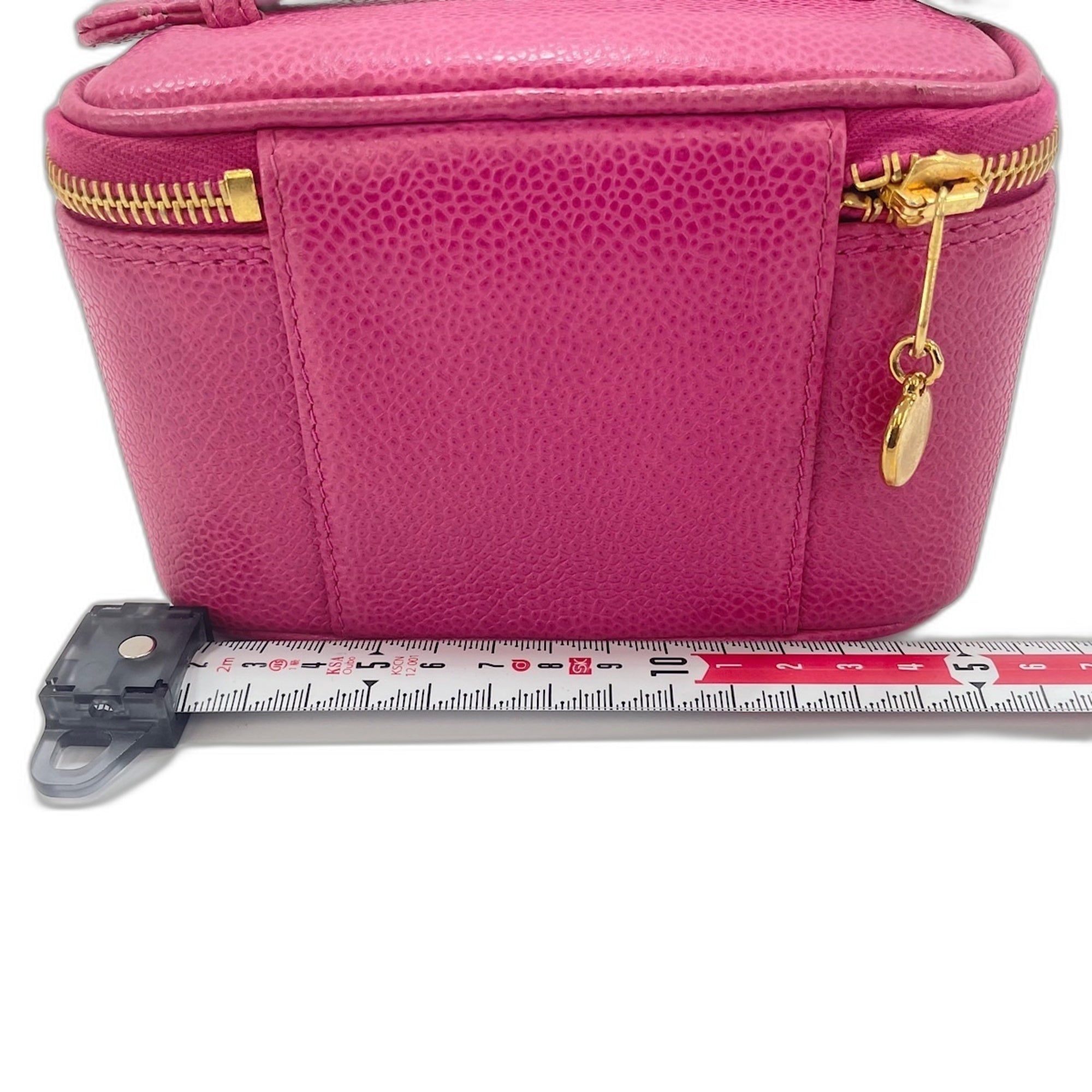 Chanel Pink Handbag (Pre-Owned)