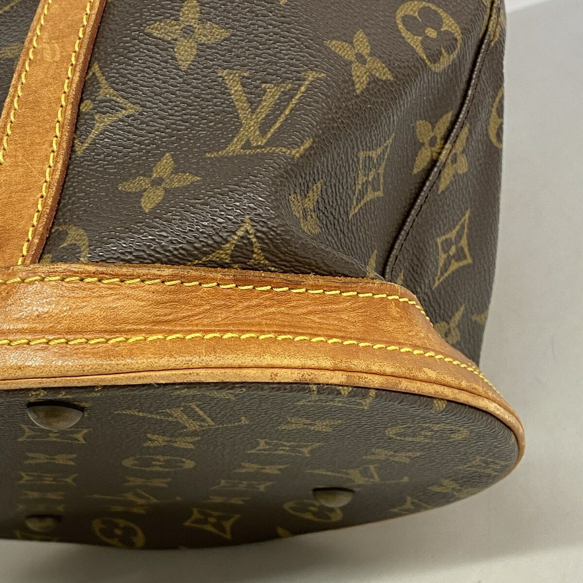 Louis Vuitton Brown Tote Bag (Pre-Owned)