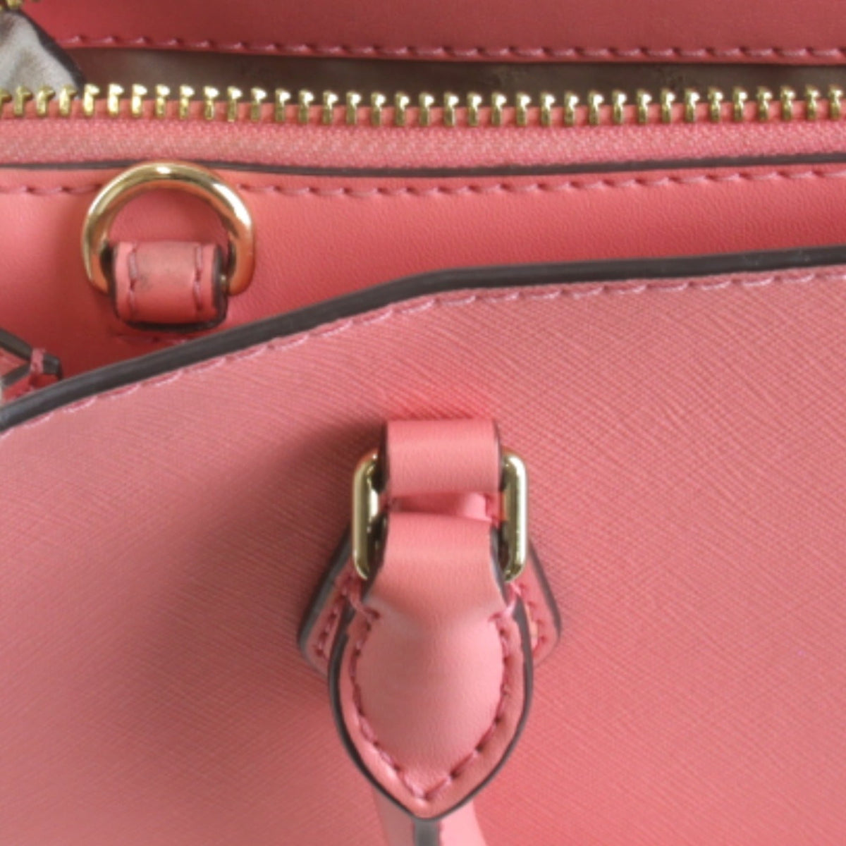 Michael Kors Pink Leather Shoulder Bag (Pre-Owned)