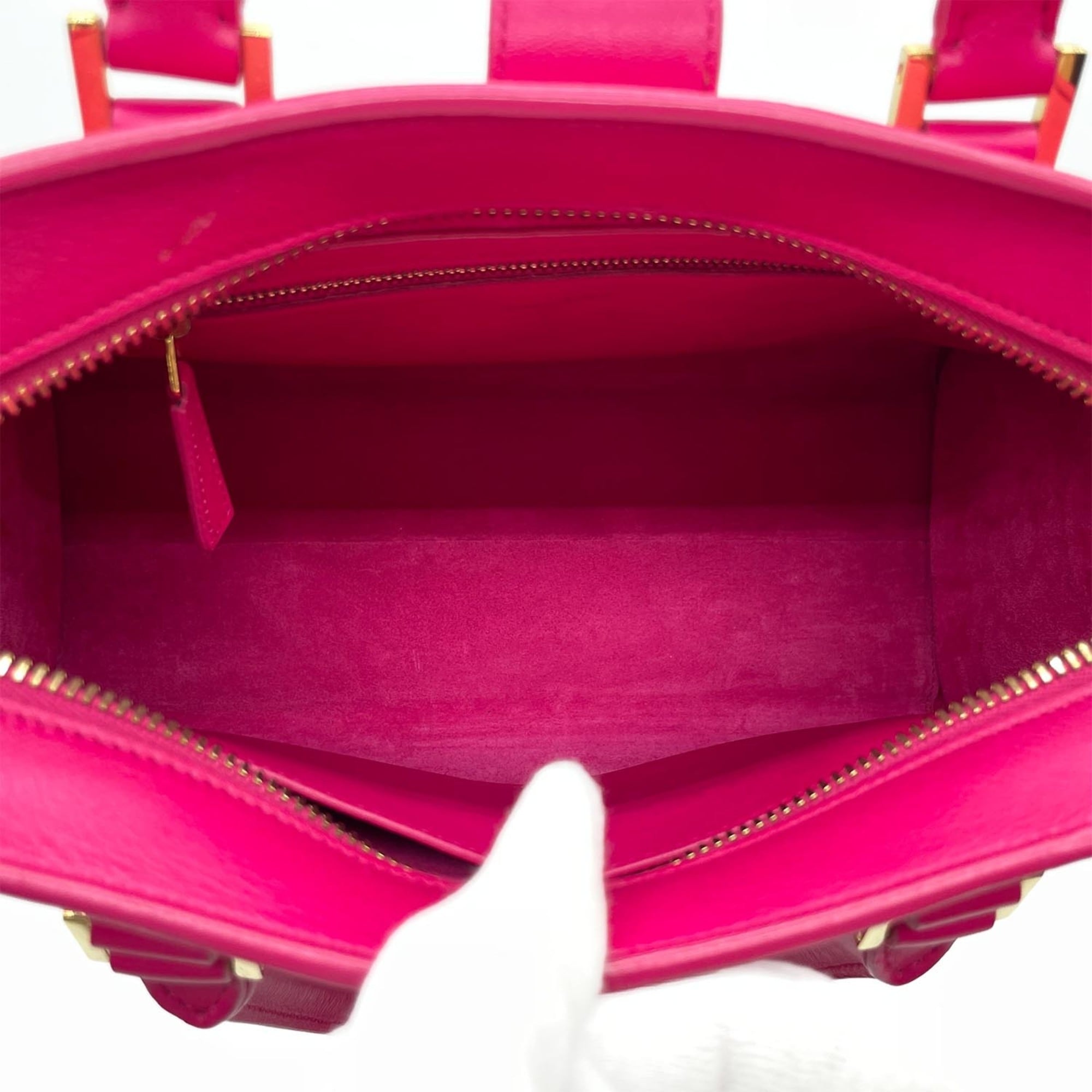 Saint Laurent Pink Leather Handbag (Pre-Owned)